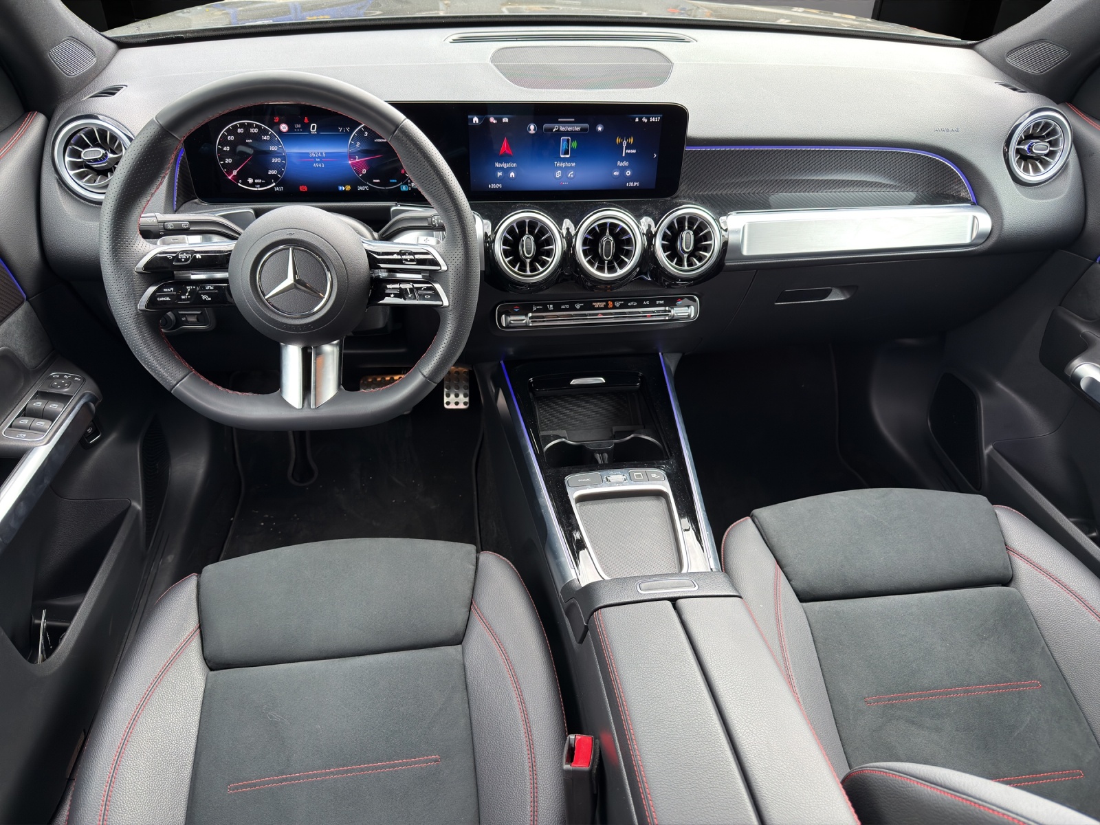 MERCEDES-BENZ GLB 200 7G-Tronic-image-10