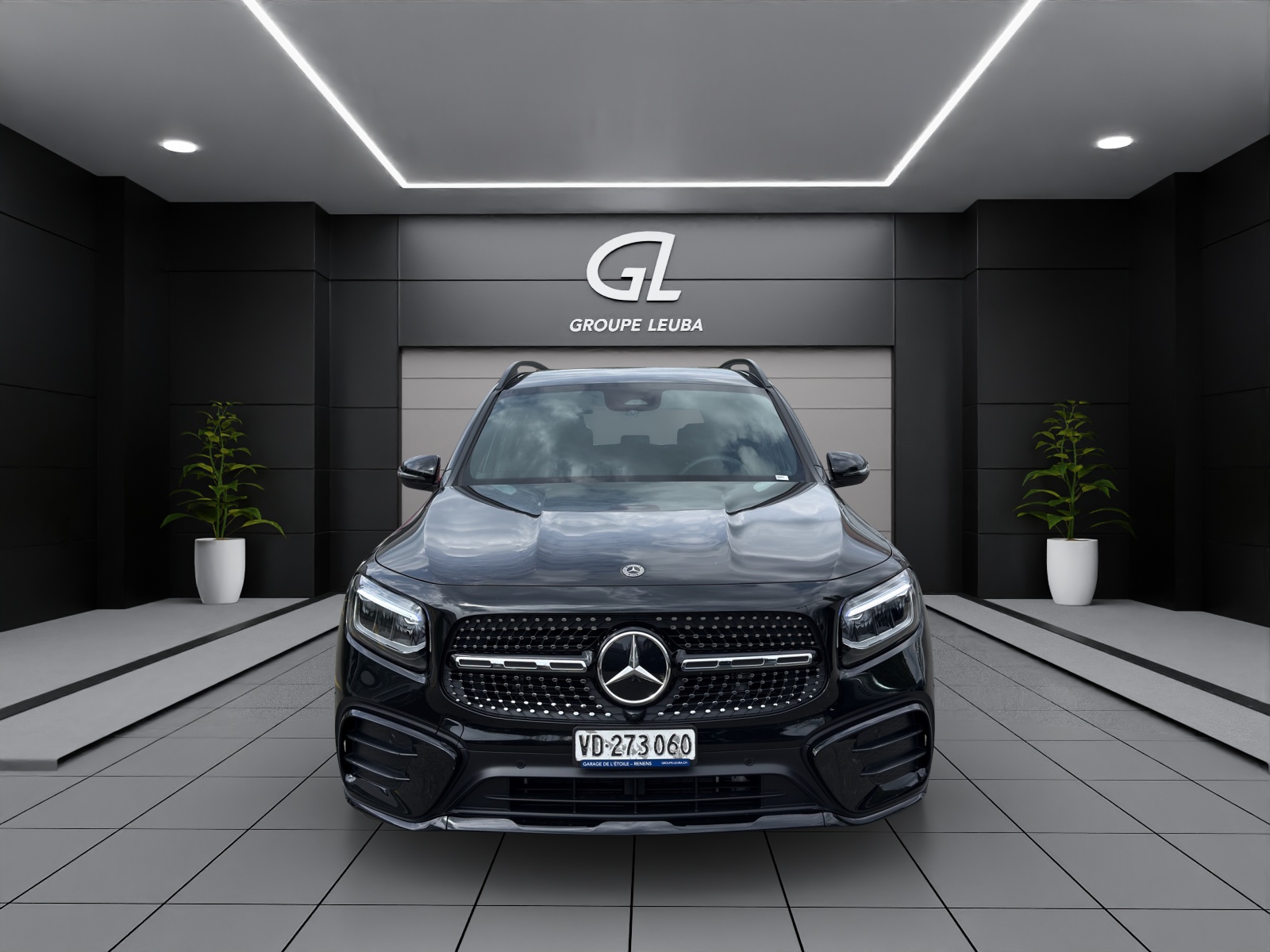 MERCEDES-BENZ GLB 200 7G-Tronic-showroom-element-1