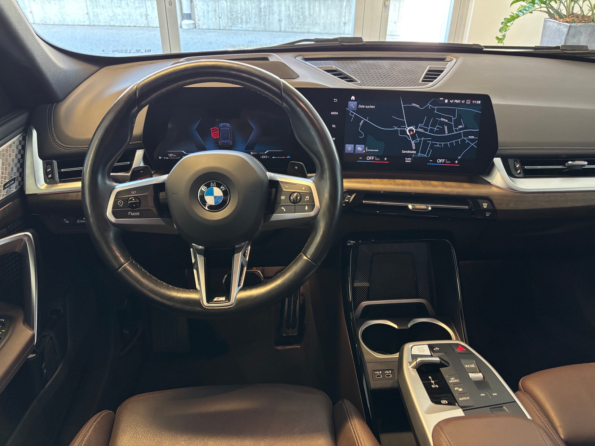 BMW X1 xDrive 23d 48V M Sport-image-14