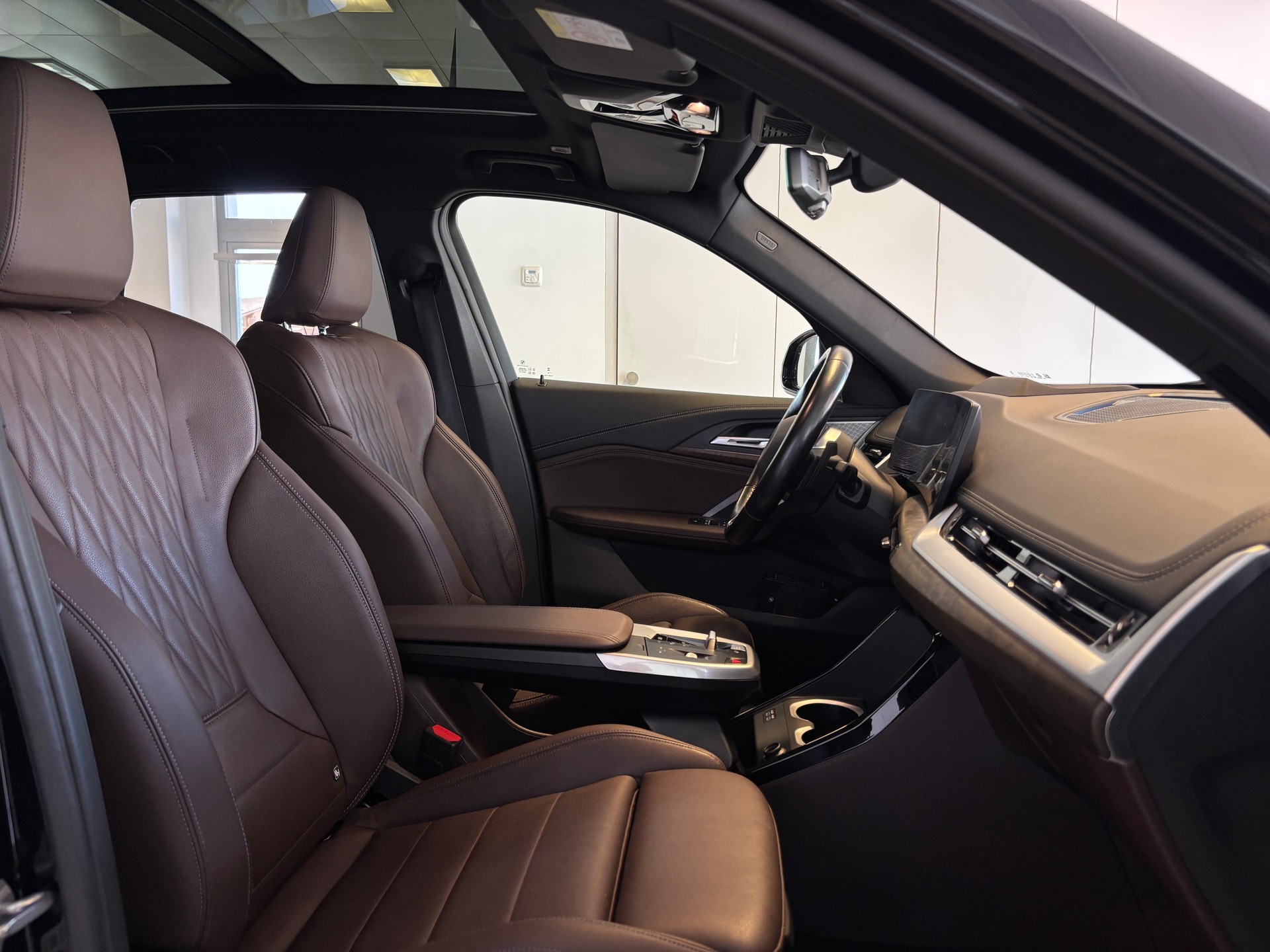 BMW X1 xDrive 23d 48V M Sport-image-9