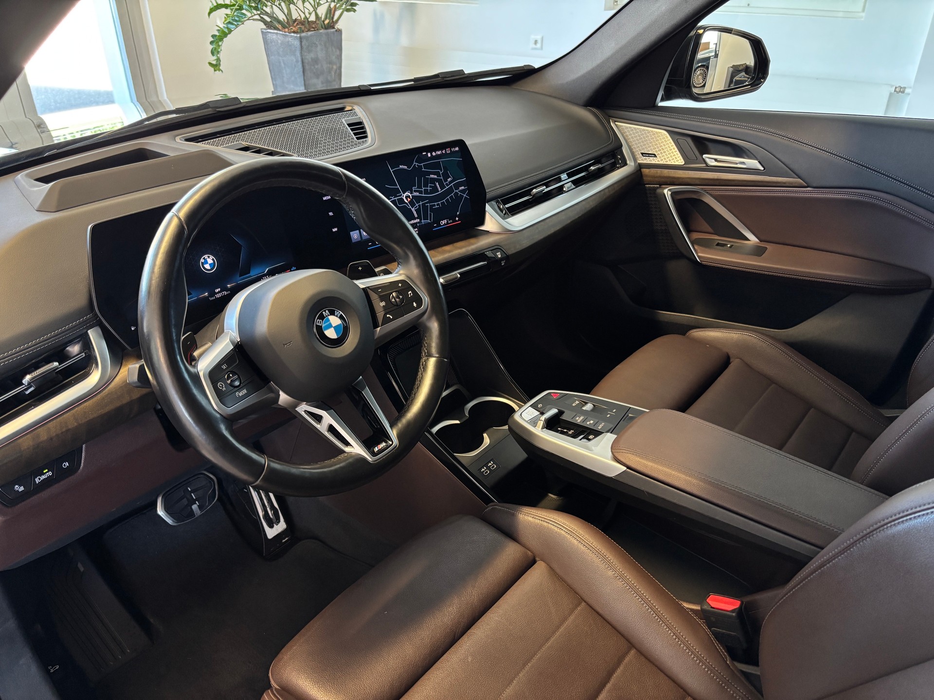 BMW X1 xDrive 23d 48V M Sport-image-4