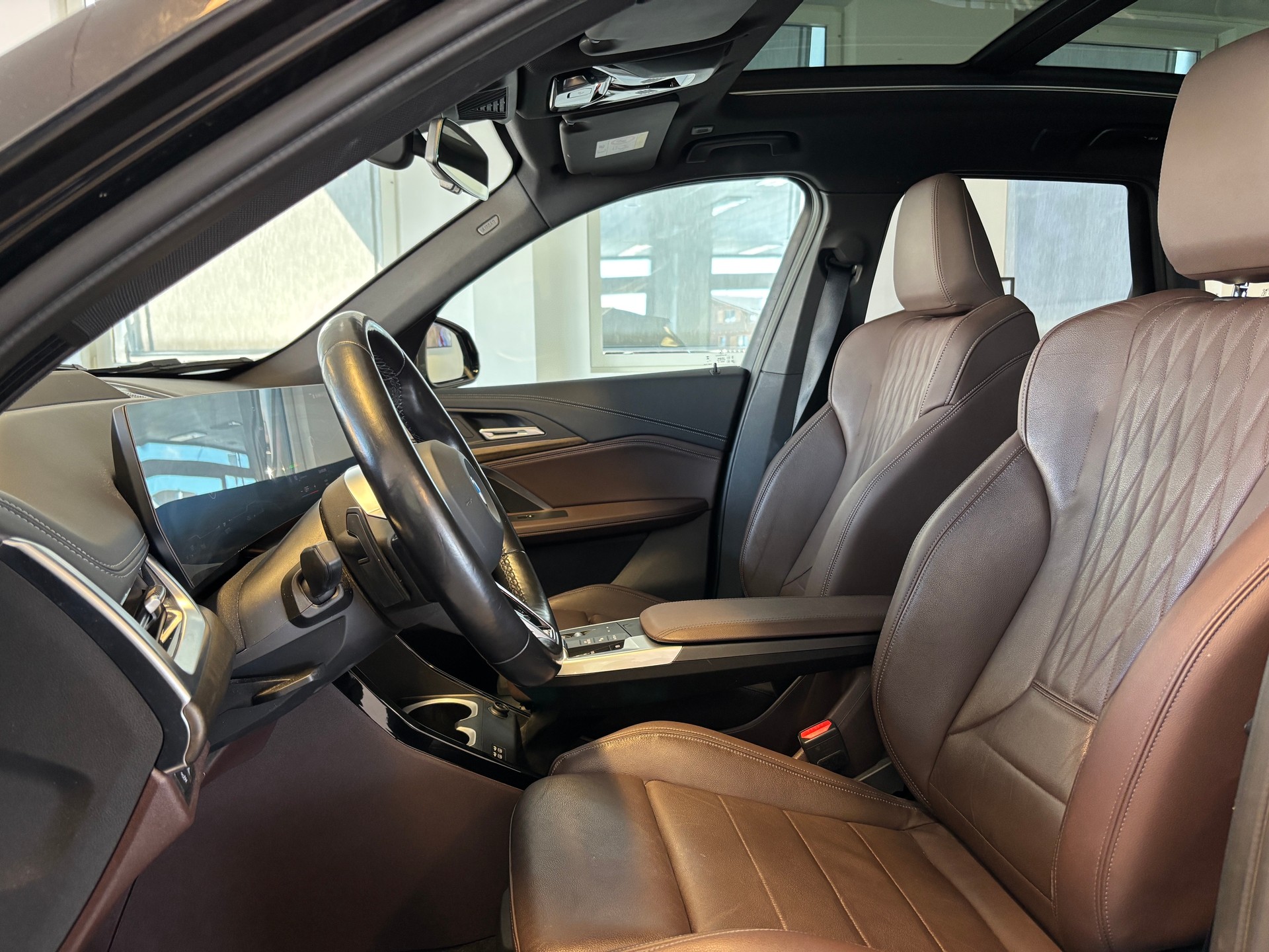 BMW X1 xDrive 23d 48V M Sport-image-6