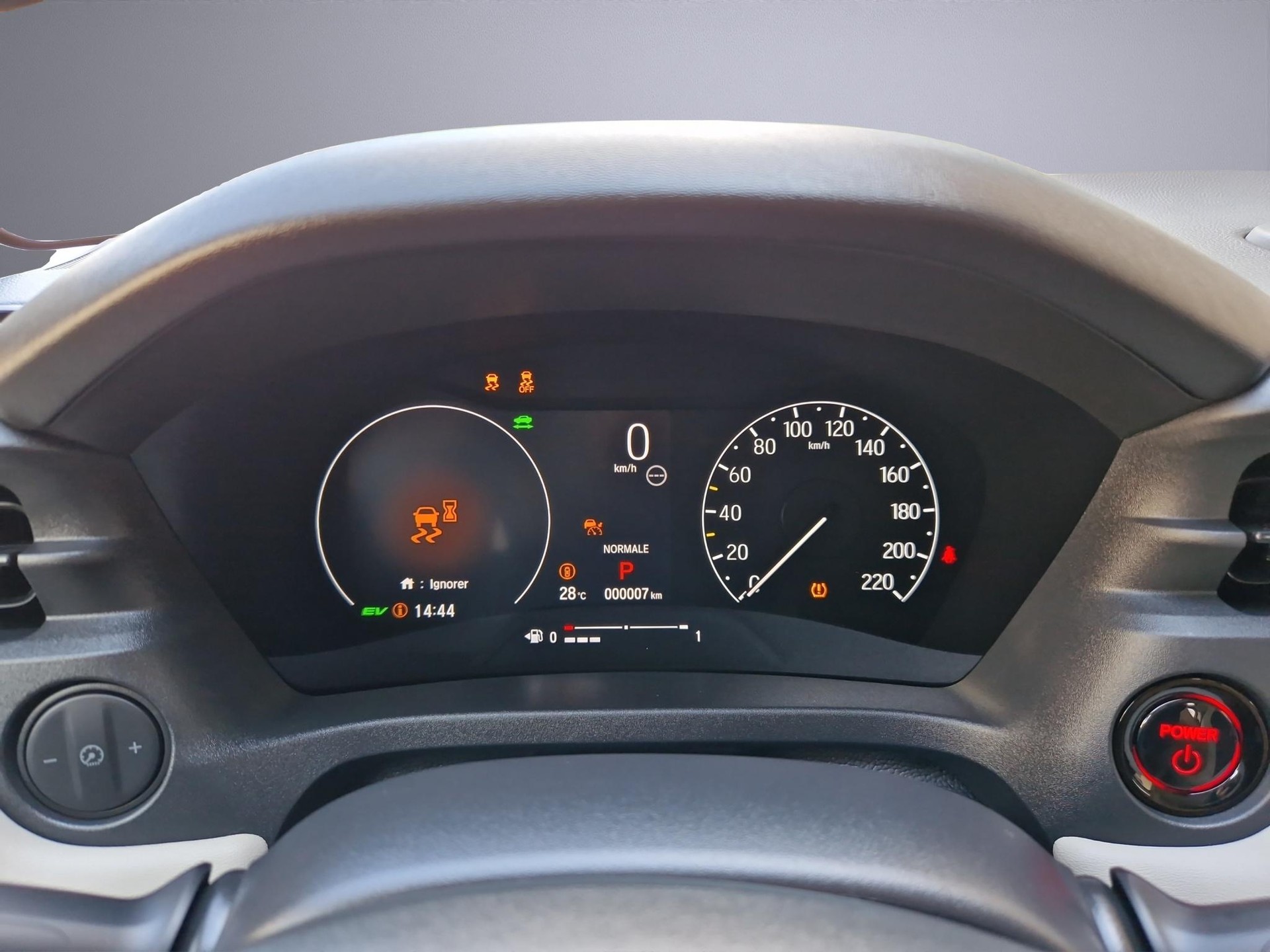 HONDA HR-V 1.5 i-MMD Advance Style-image-10
