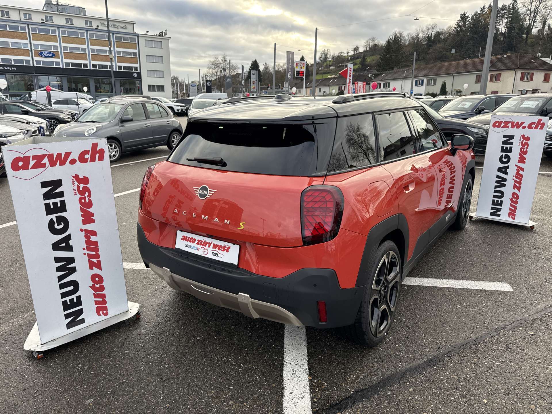 MINI Aceman SE Automat 49.2kWh-showroom-element-2