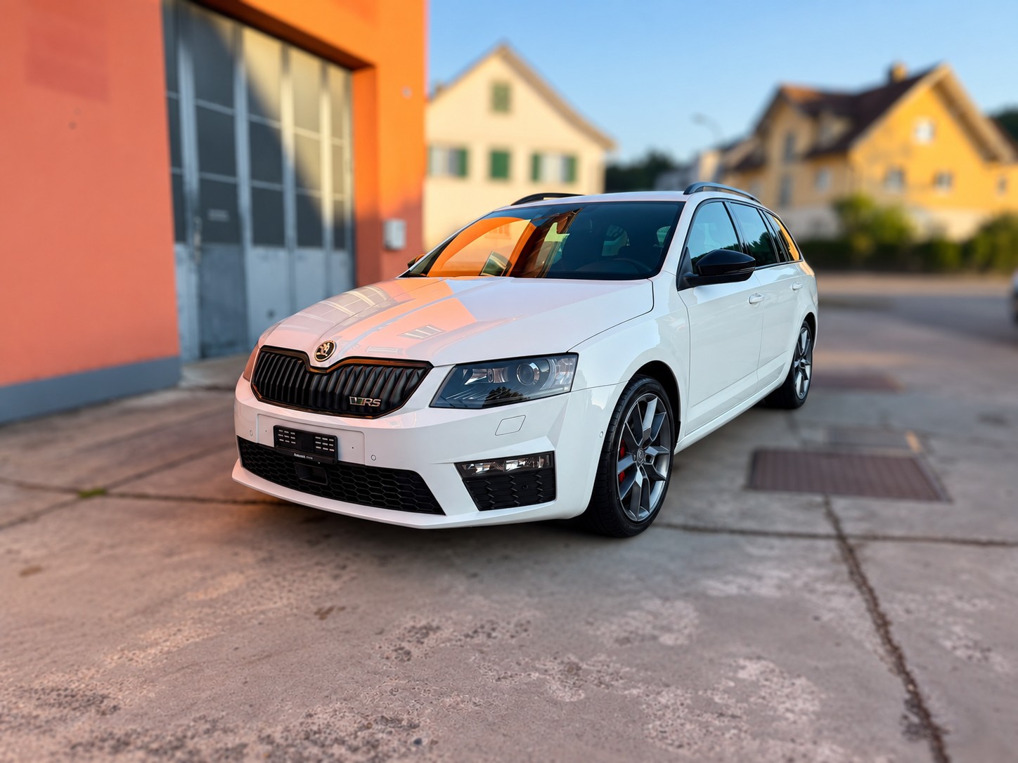 SKODA Octavia Combi 2.0 TSI RS DSG