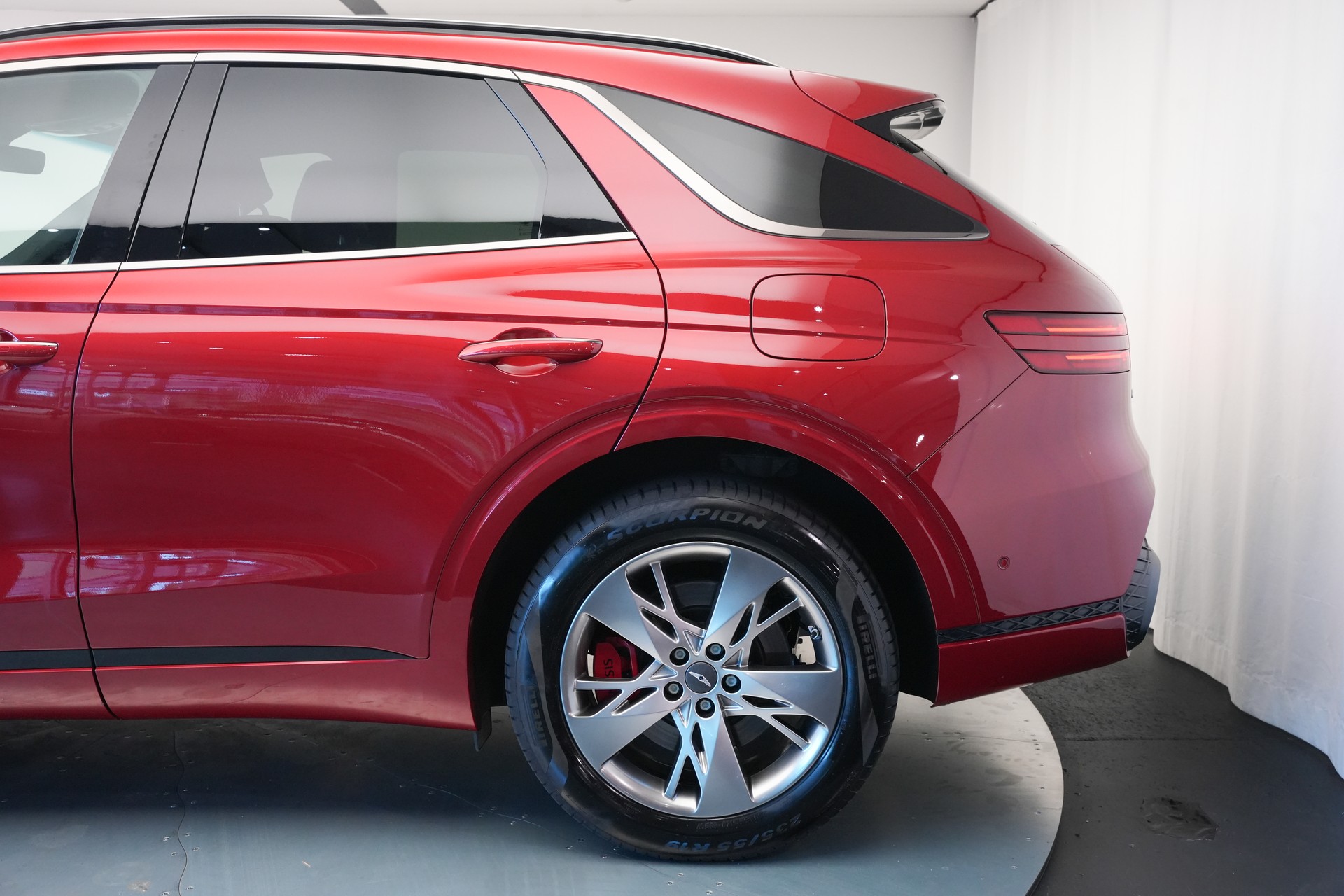 GENESIS GV70 2.5 TGDI Premium AT8 AWD-image-47
