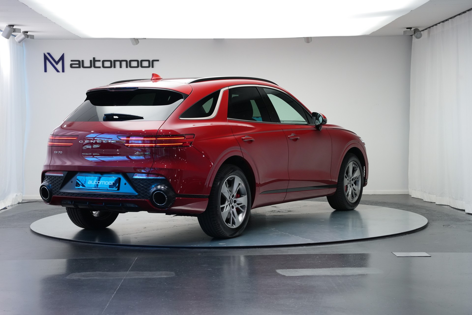 GENESIS GV70 2.5 TGDI Premium AT8 AWD-image-4
