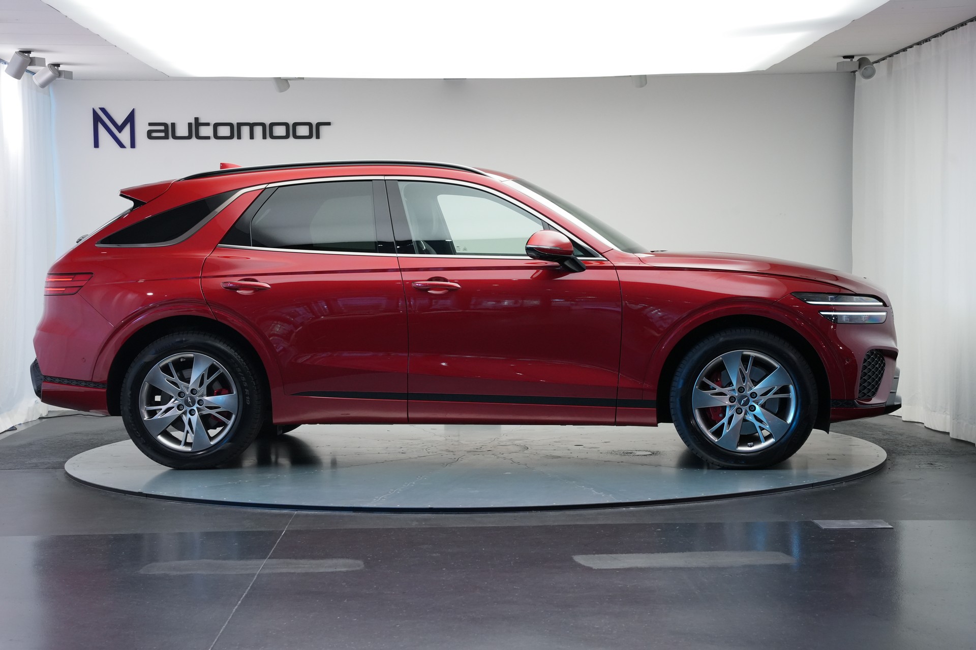 GENESIS GV70 2.5 TGDI Premium AT8 AWD-showroom-element-3