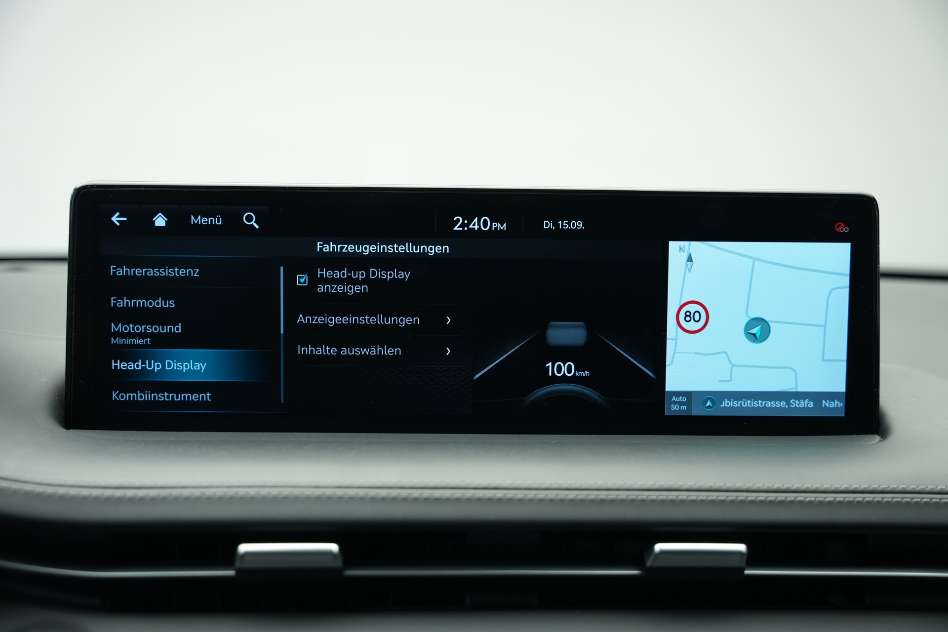 GENESIS GV70 2.5 TGDI Premium AT8 AWD-image-40