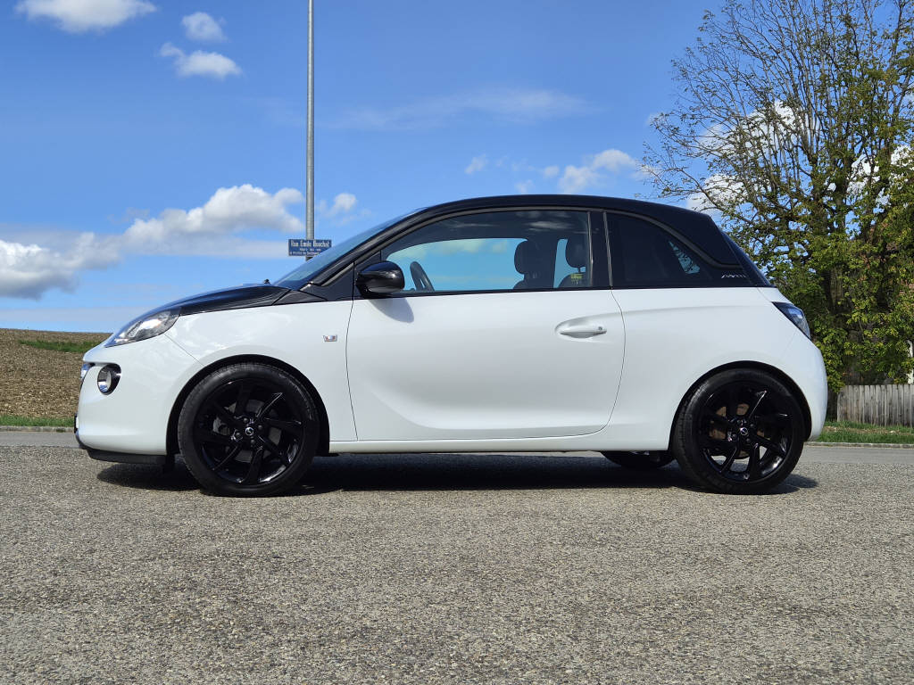 OPEL Adam 1.0i turbo Black Jack 115cv-image-4