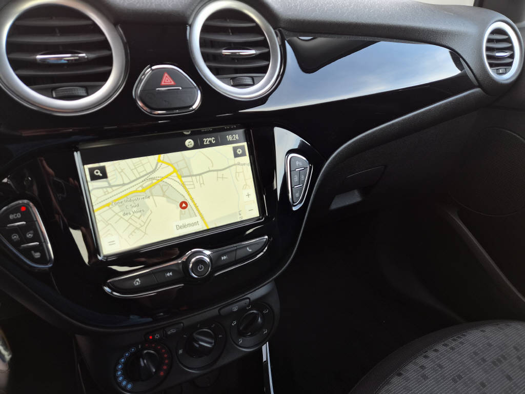 OPEL Adam 1.0i turbo Black Jack 115cv-image-12