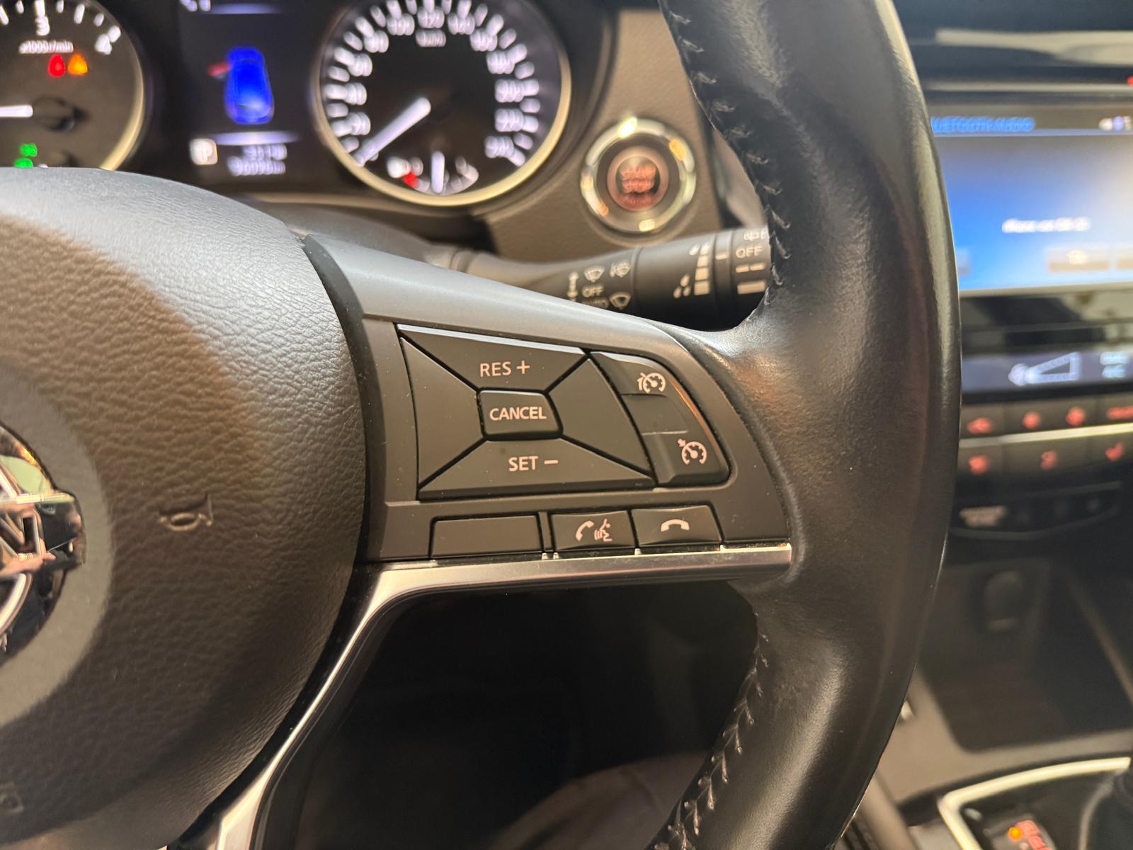 NISSAN Qashqai 1.6 dCi tekna+ Xtronic CVT-image-22