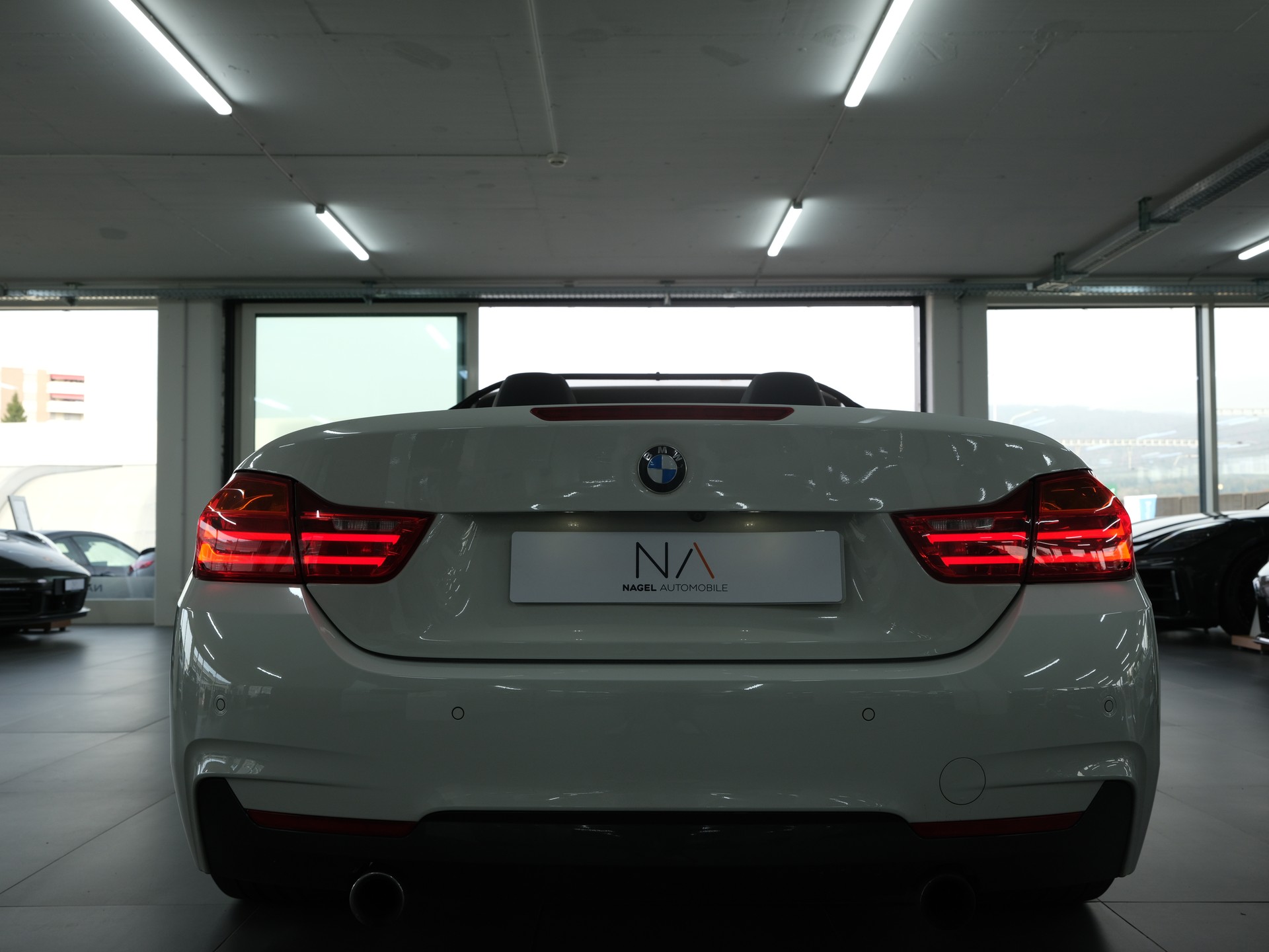 BMW 440i Cabriolet xDrive M Sport Steptronic *Harman & Kardon* *Rückfahrkamera* *Sportabgassanlage*-showroom-element-3