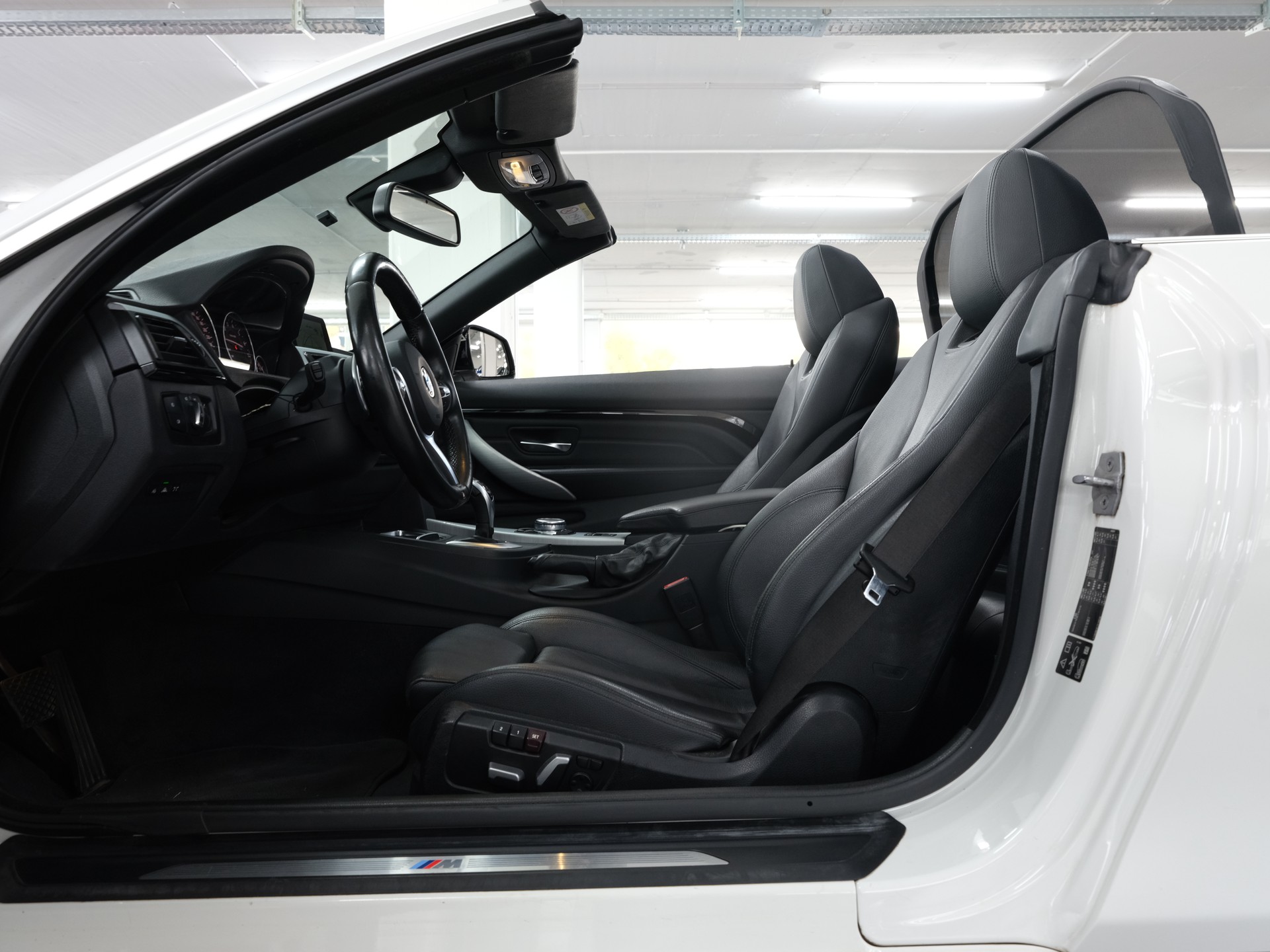 BMW 440i Cabriolet xDrive M Sport Steptronic *Harman & Kardon* *Rückfahrkamera* *Sportabgassanlage*-image-19