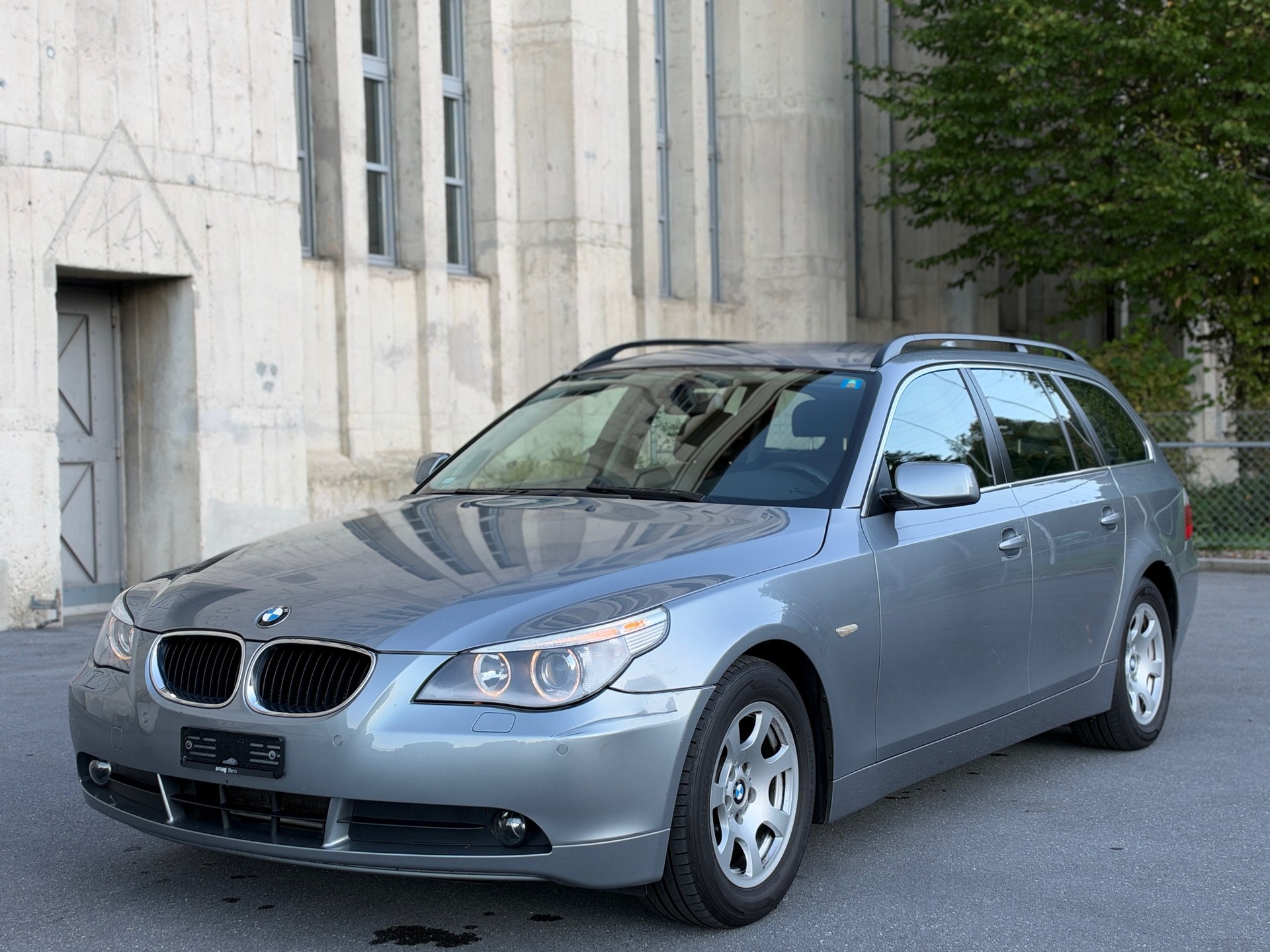 BMW 523i Touring