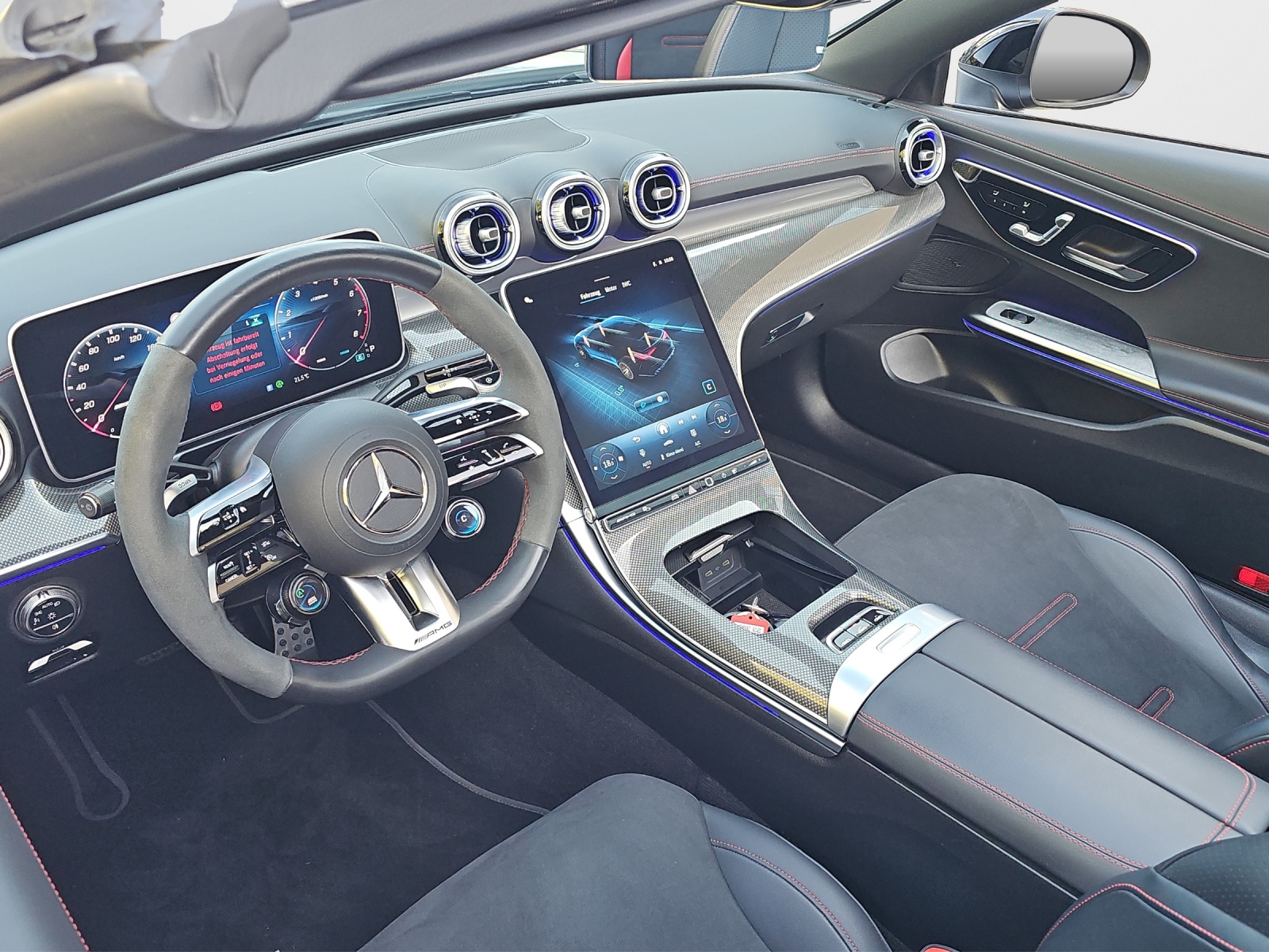 MERCEDES-BENZ CLE AMG 53 Cabrio 4Matic+ 9G-Tronic-image-27