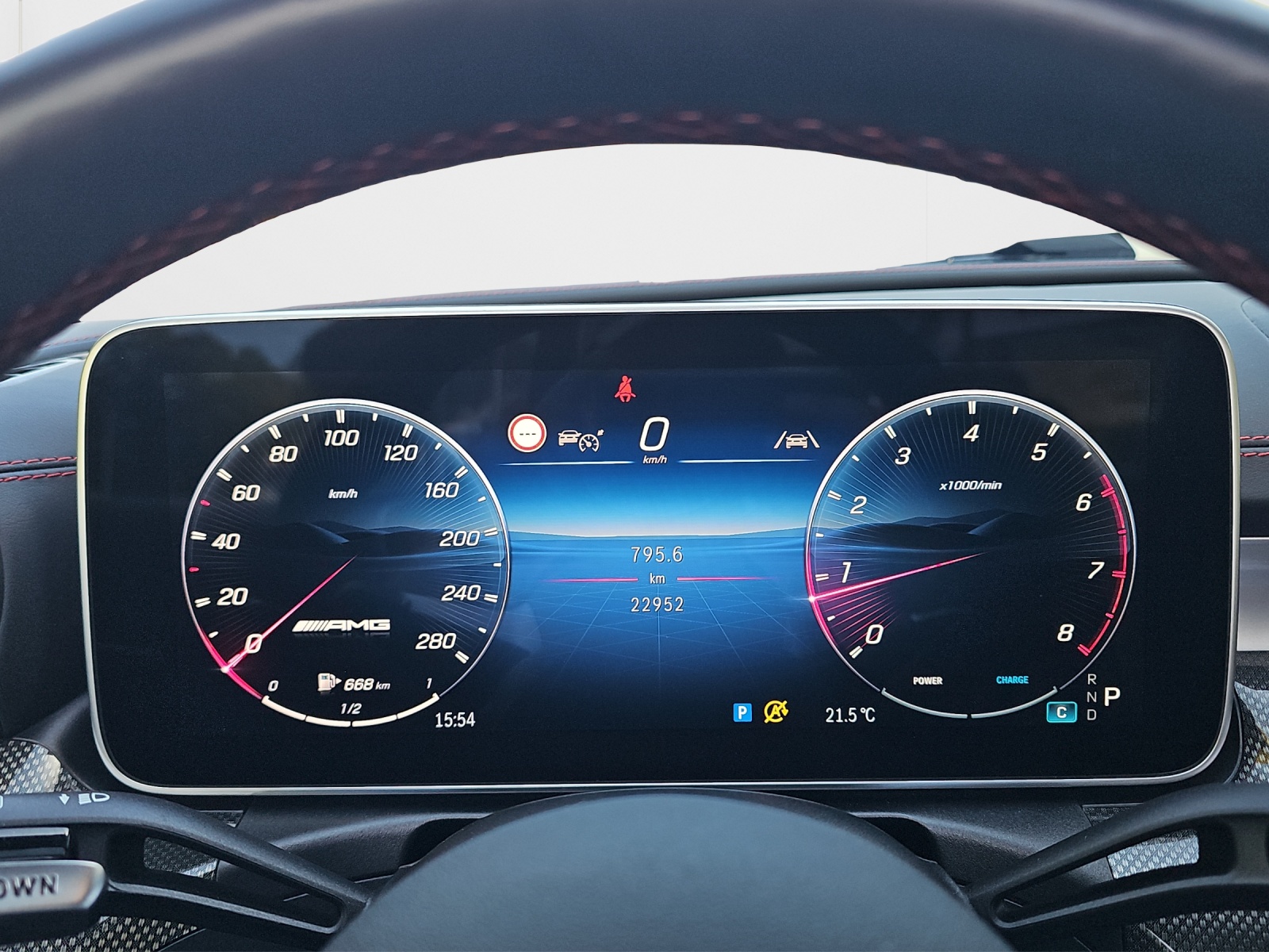 MERCEDES-BENZ CLE AMG 53 Cabrio 4Matic+ 9G-Tronic-image-21