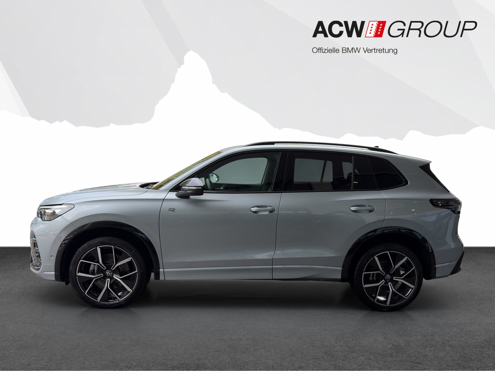 VW Tiguan 2.0 TSI R-Line DSG 4motion-showroom-element-1