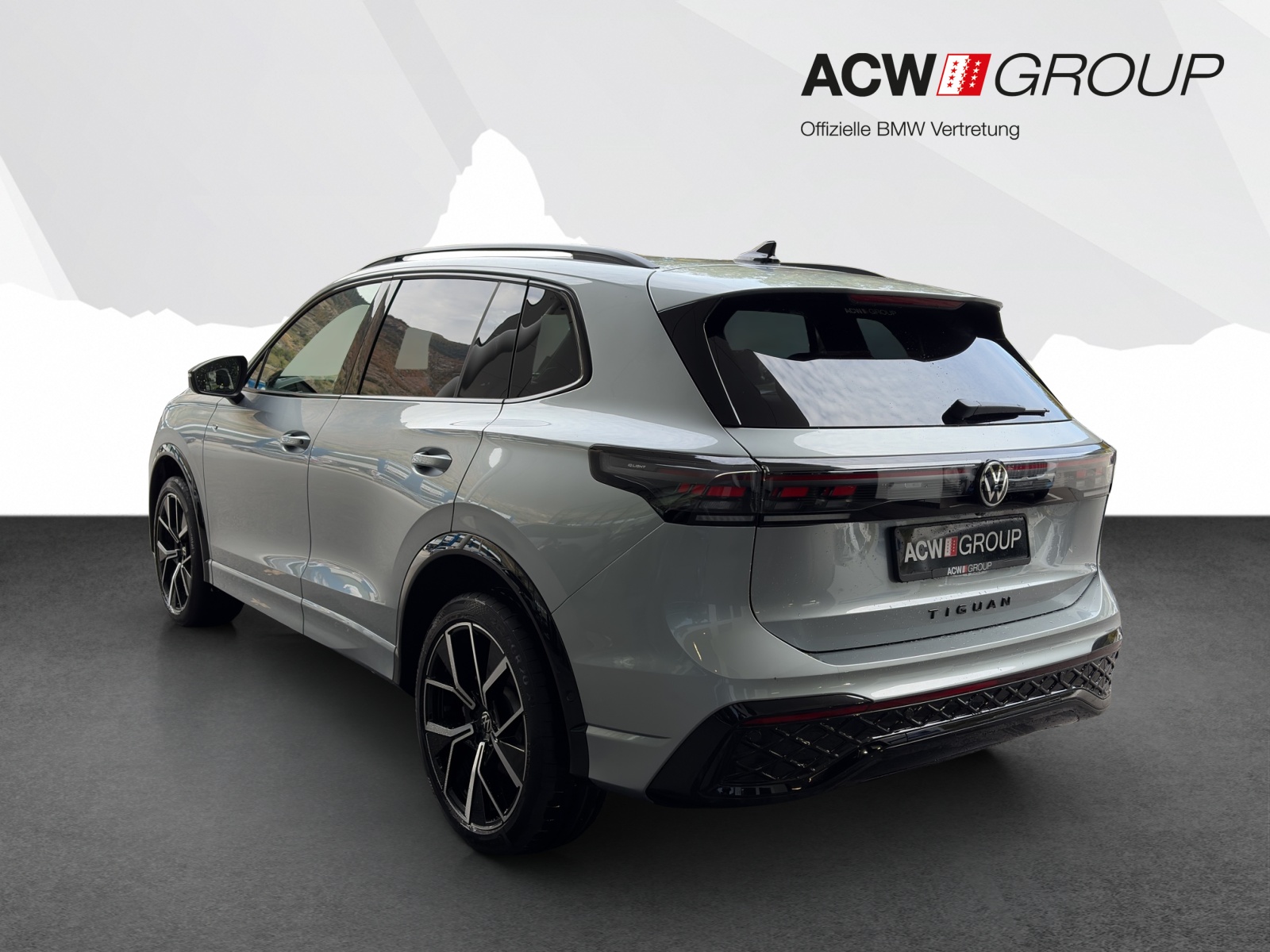 VW Tiguan 2.0 TSI R-Line DSG 4motion-showroom-element-2