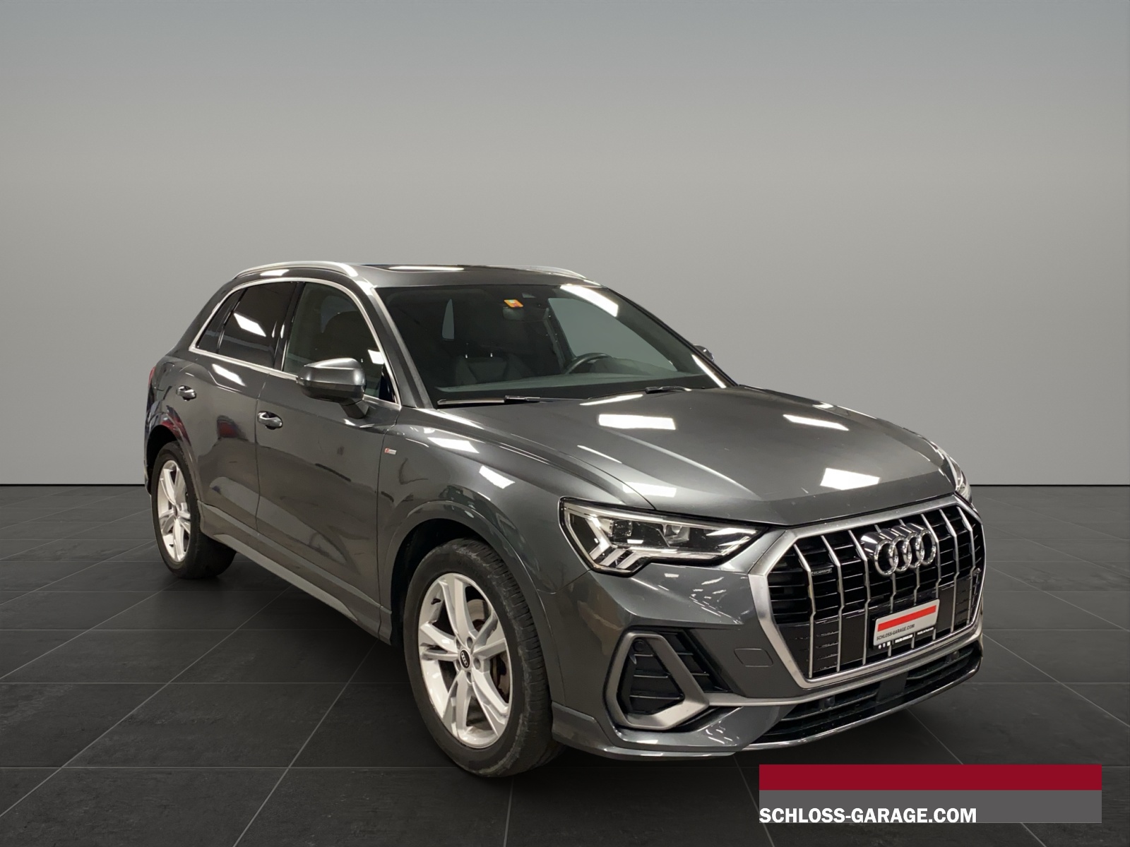 AUDI Q3 2.0 40 S-LINE TFSI-image-8