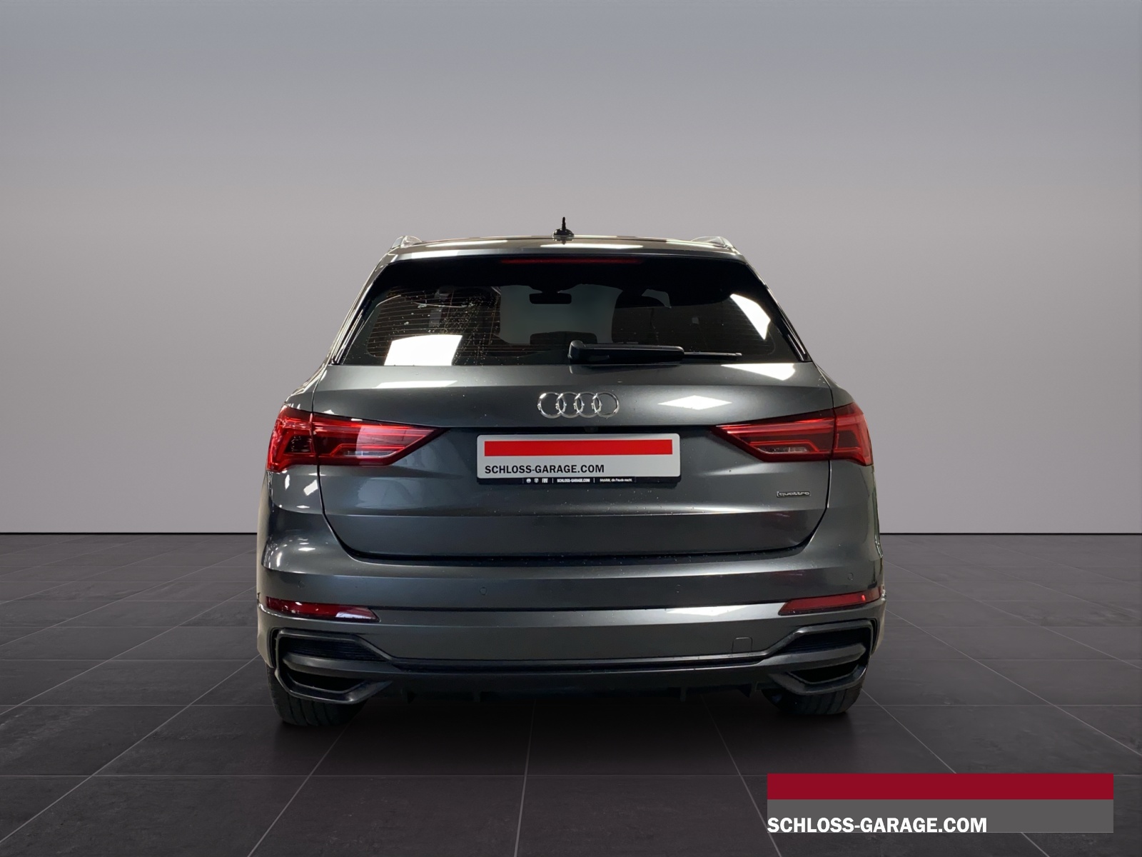 AUDI Q3 2.0 40 S-LINE TFSI-image-4