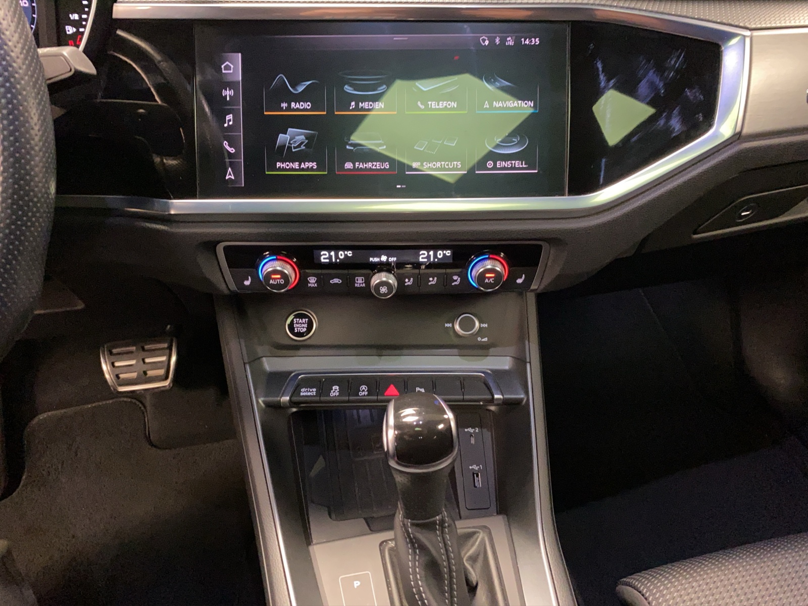 AUDI Q3 2.0 40 S-LINE TFSI-image-14