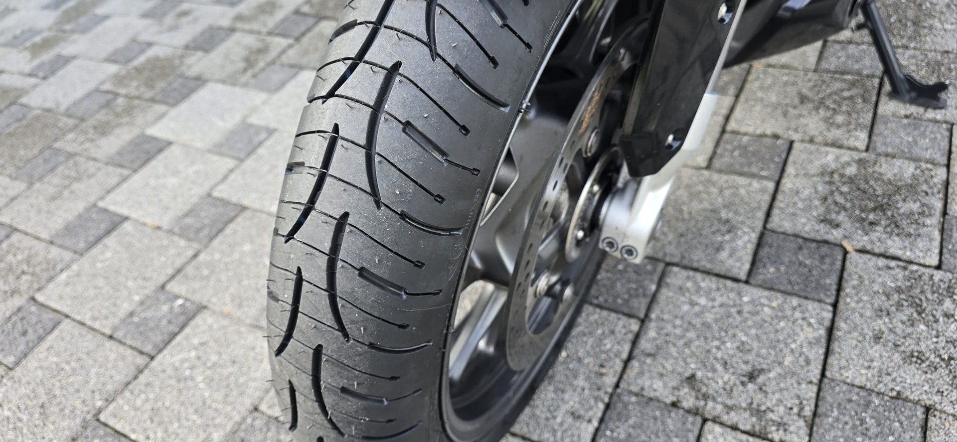 BMW R 1250 R ABS-image-14