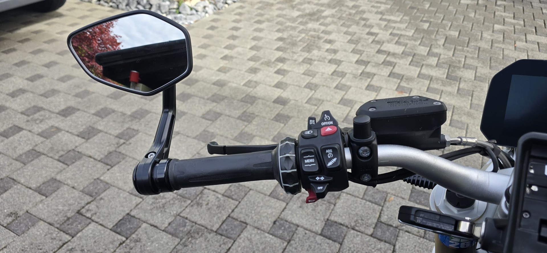 BMW R 1250 R ABS-image-11