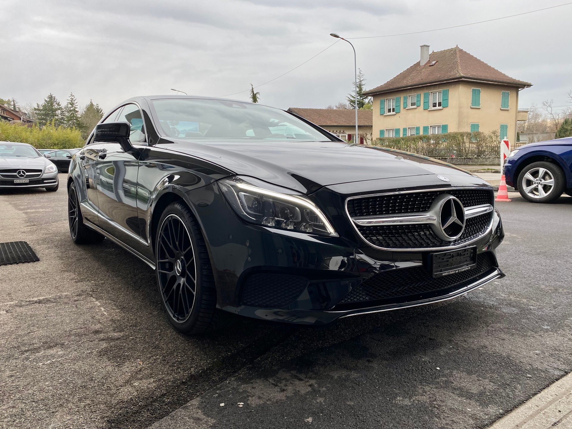 MERCEDES-BENZ CLS 400 4Matic 9G-Tronic-showroom-element-3