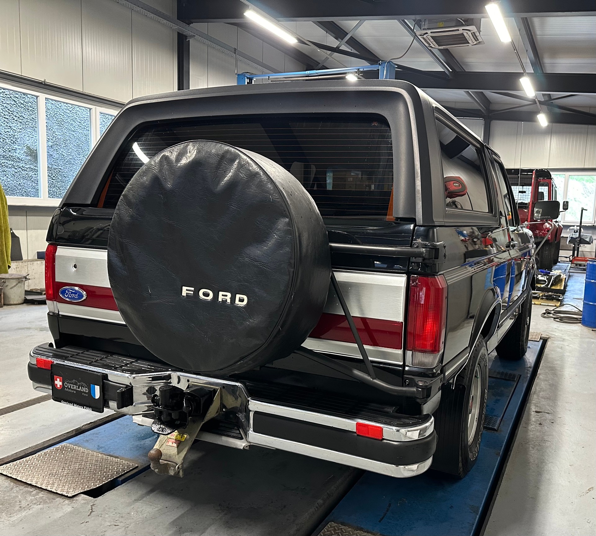 FORD BRONCO 5.8 V8-image-4