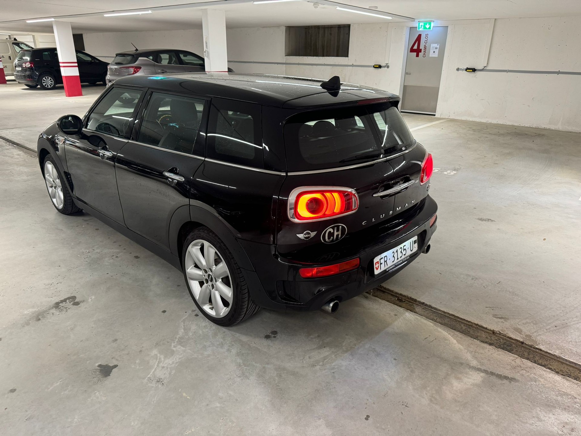 MINI Mini Clubman Cooper S ALL4 Steptronic-showroom-element-2