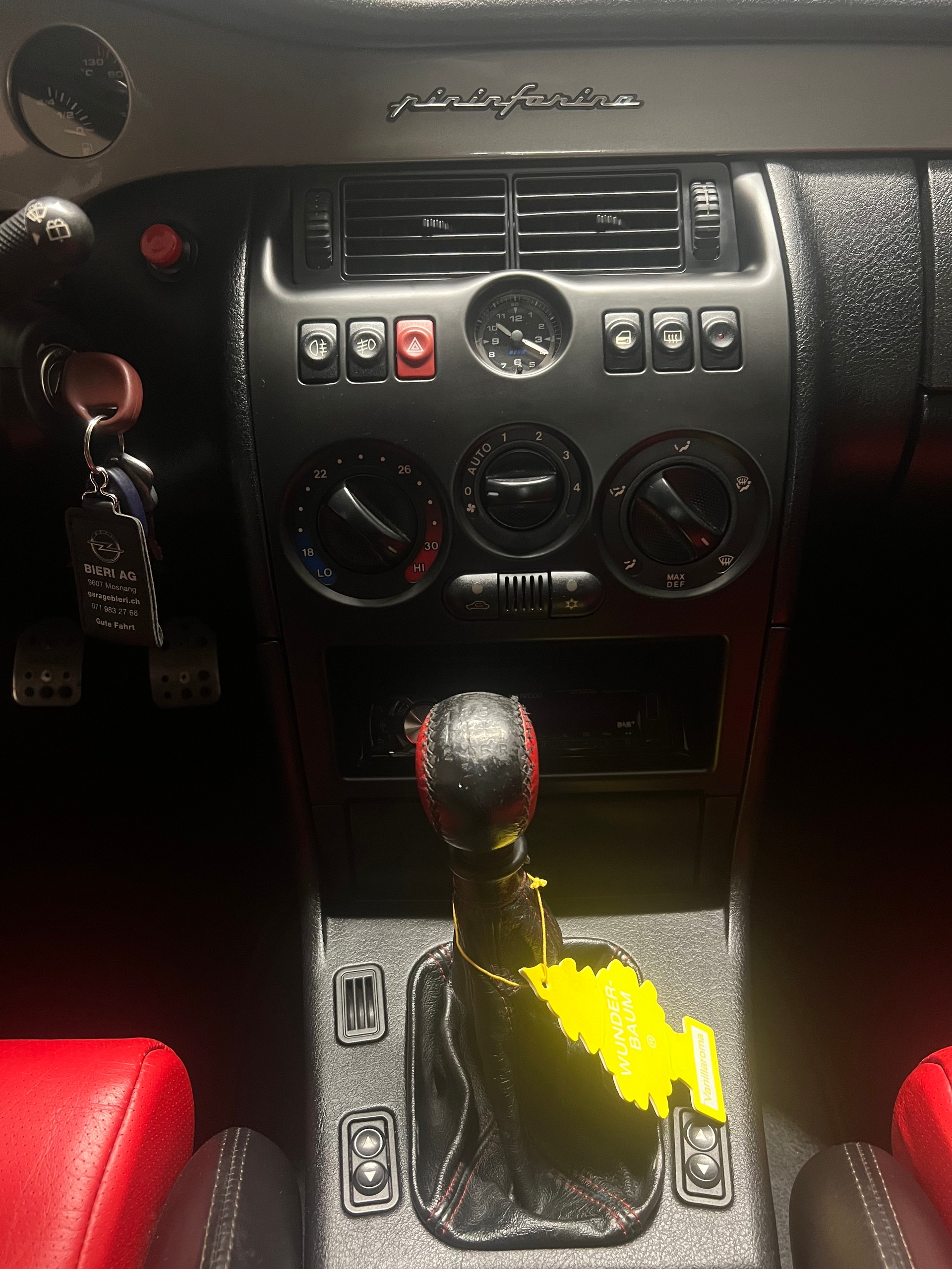 FIAT Coupé 2.0 20V Turbo Limited Edition-image-10