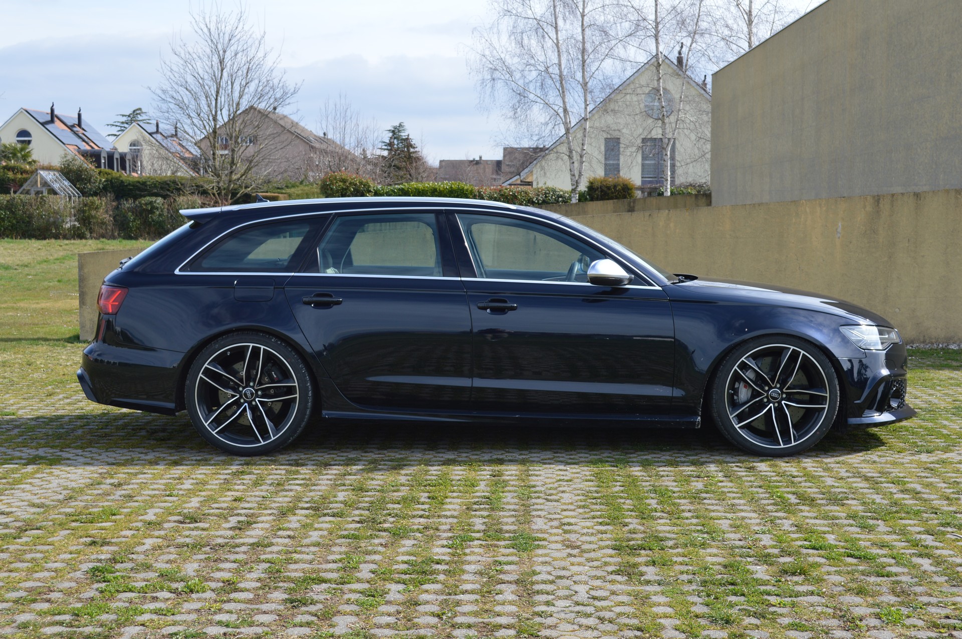 AUDI RS6 Avant 4.0 TFSI V8 performance quattro-showroom-element-3
