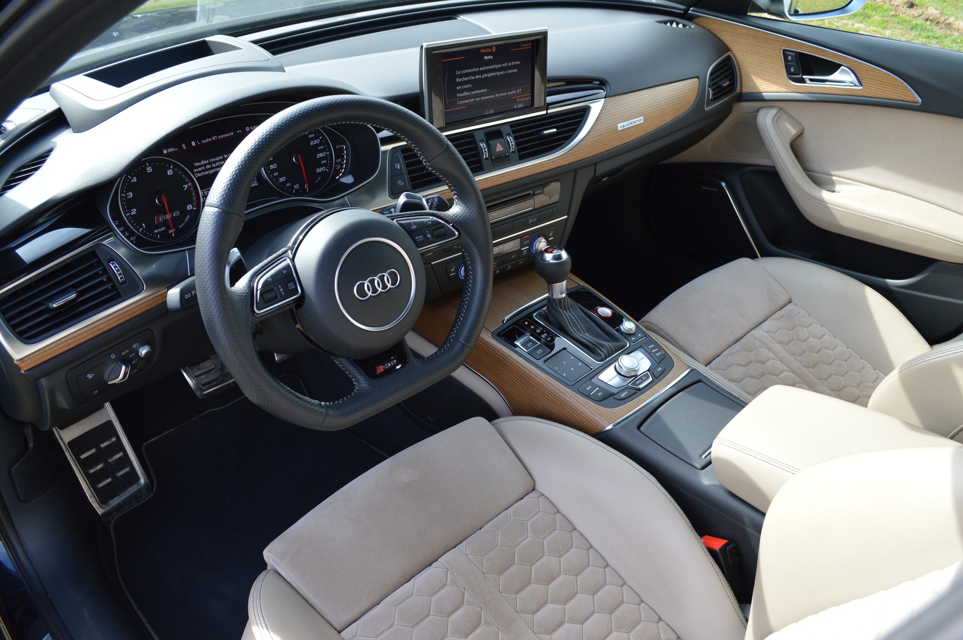 AUDI RS6 Avant 4.0 TFSI V8 performance quattro-image-12