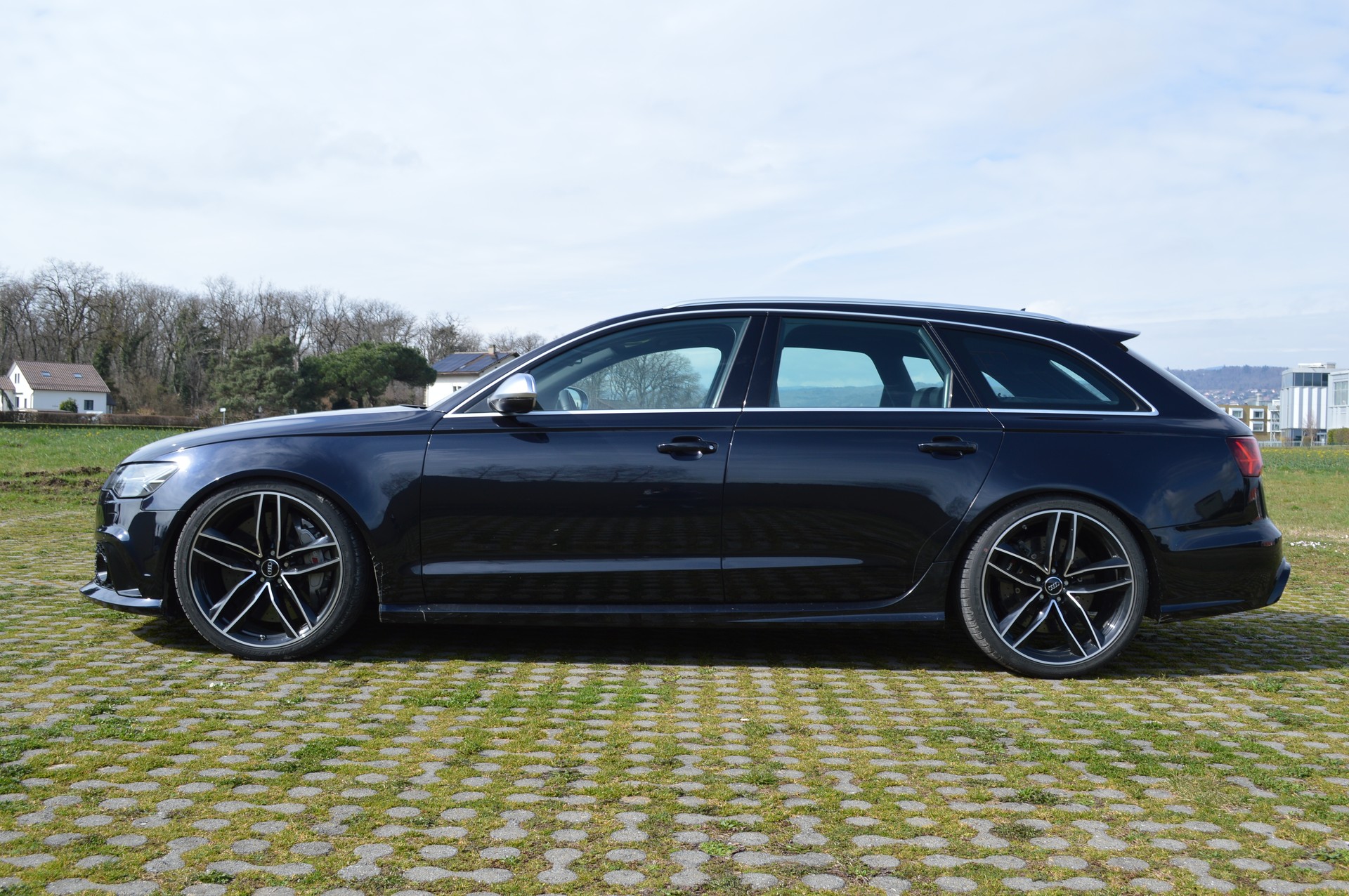 AUDI RS6 Avant 4.0 TFSI V8 performance quattro-image-7