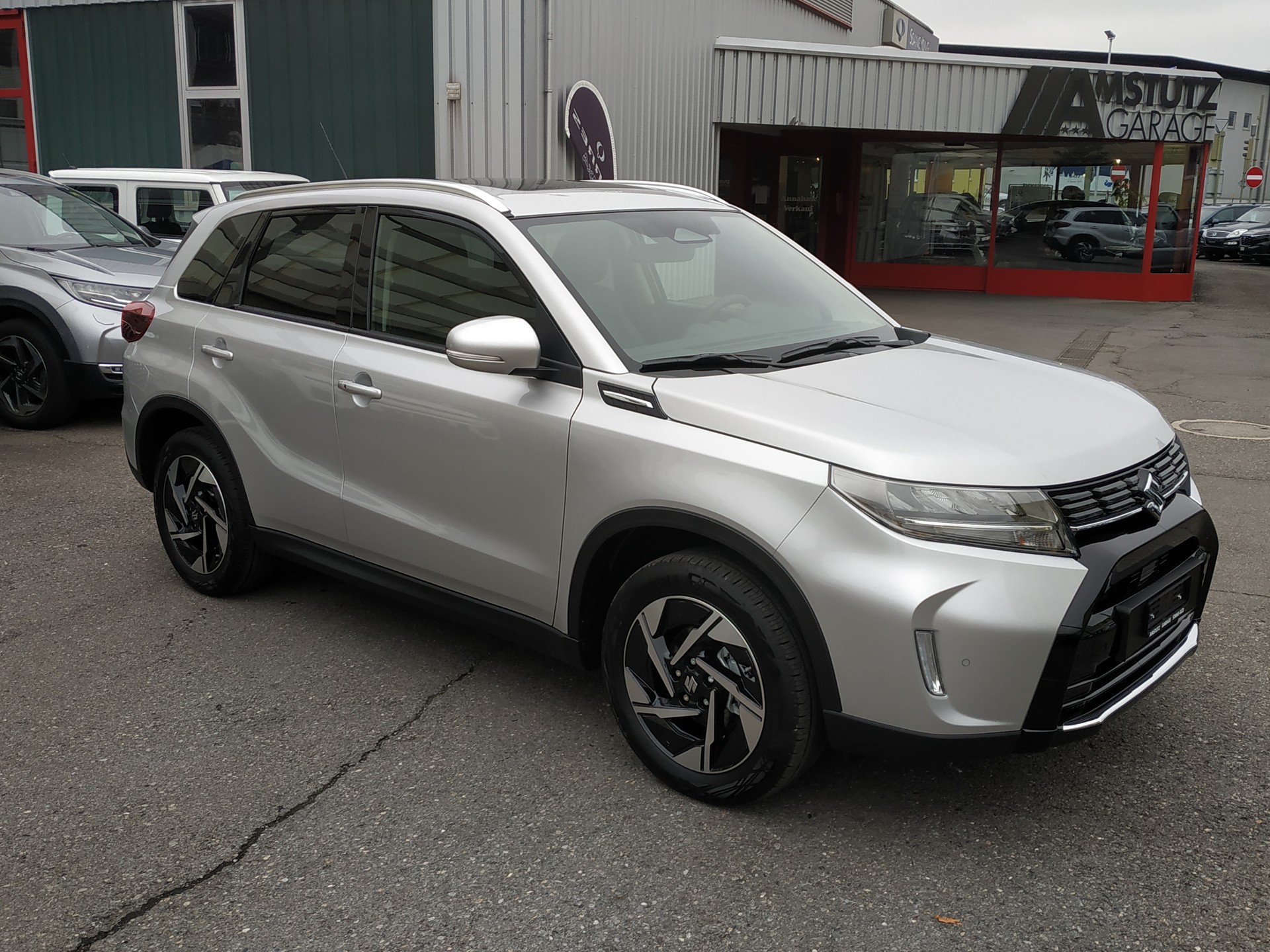 SUZUKI Vitara 1.4 Boosterjet Compact Top 4x4 Hybrid-showroom-element-1