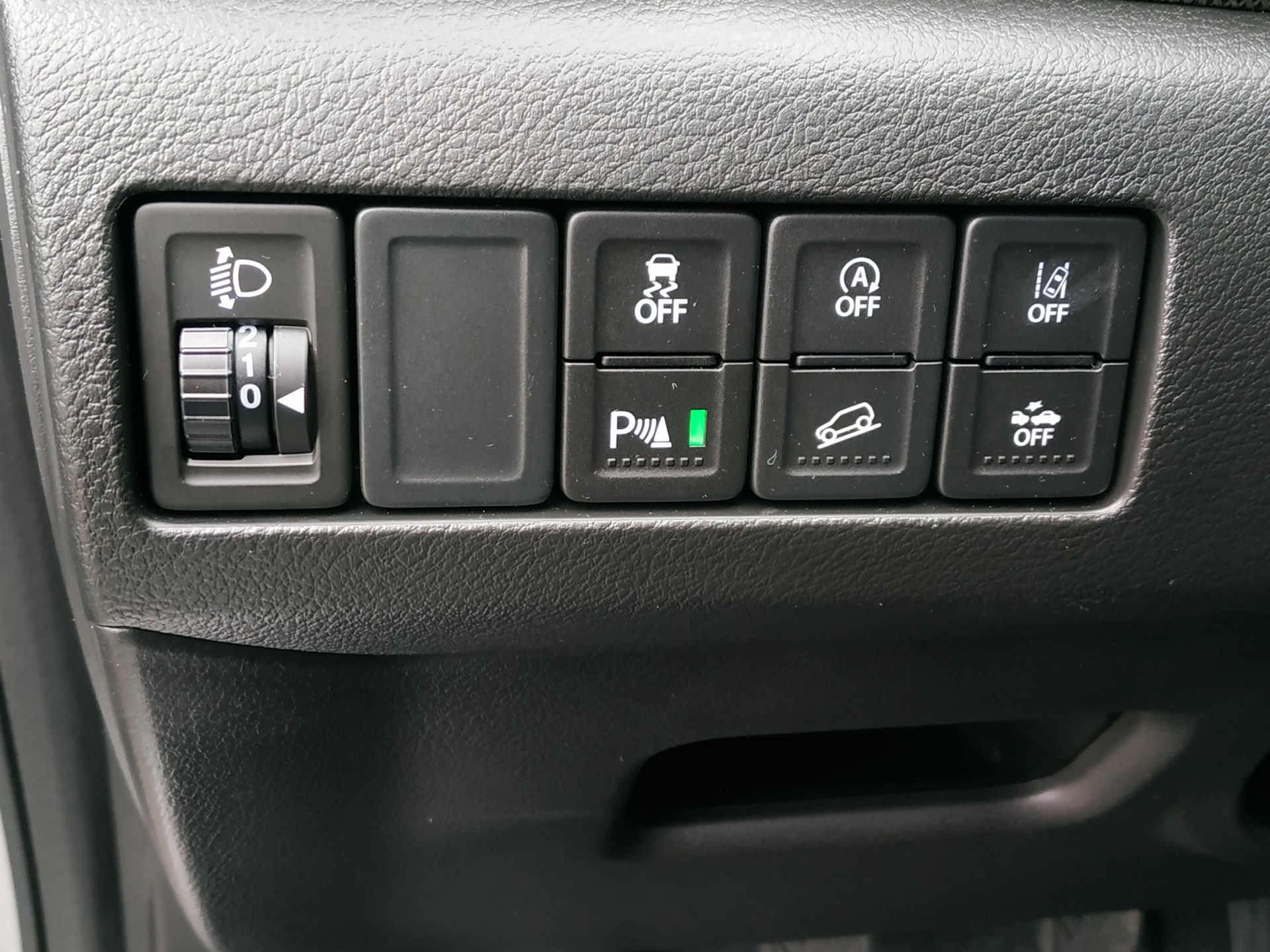 SUZUKI Vitara 1.4 Boosterjet Compact Top 4x4 Hybrid-image-17
