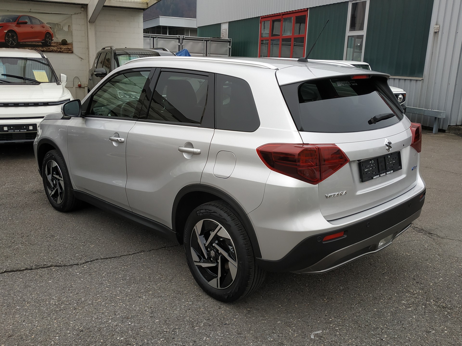SUZUKI Vitara 1.4 Boosterjet Compact Top 4x4 Hybrid-showroom-element-3