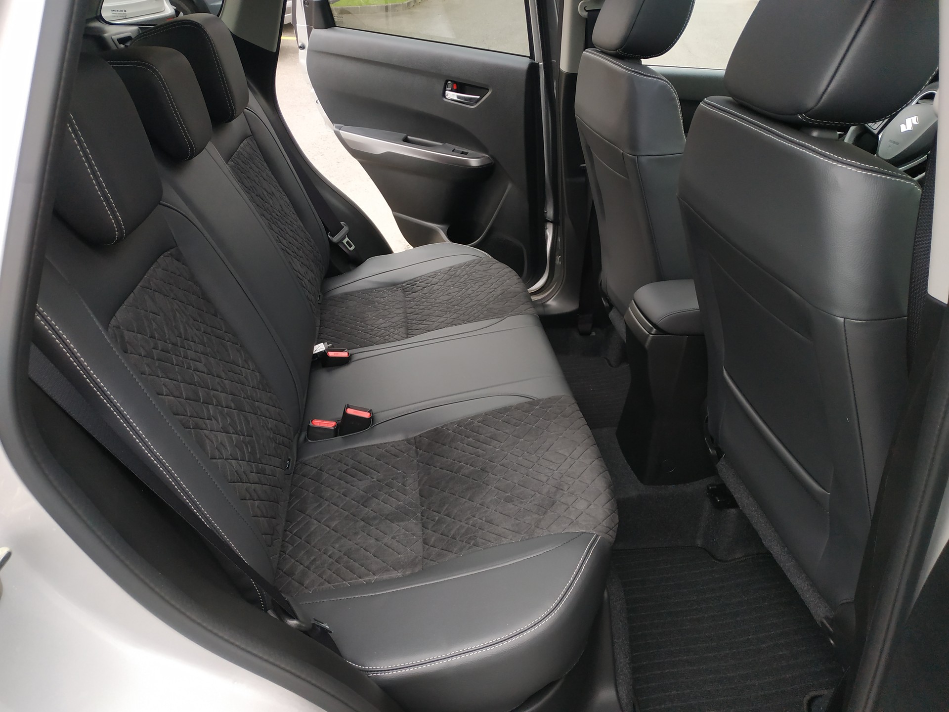 SUZUKI Vitara 1.4 Boosterjet Compact Top 4x4 Hybrid-image-20