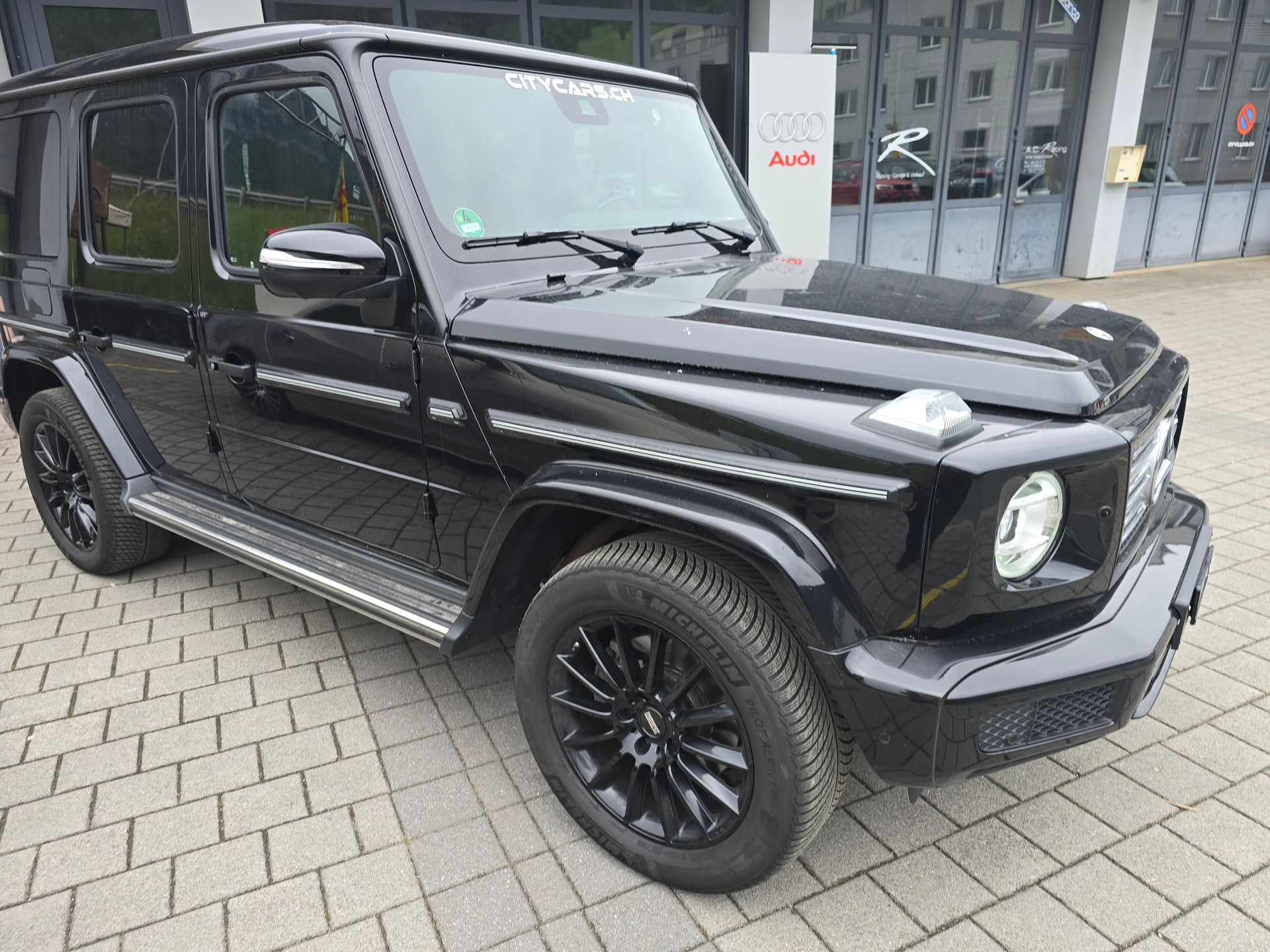 MERCEDES-BENZ G 400-image-8