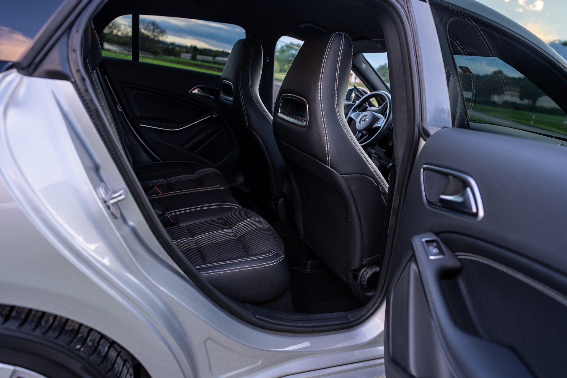 MERCEDES-BENZ Shooting Brake Night Star-image-5