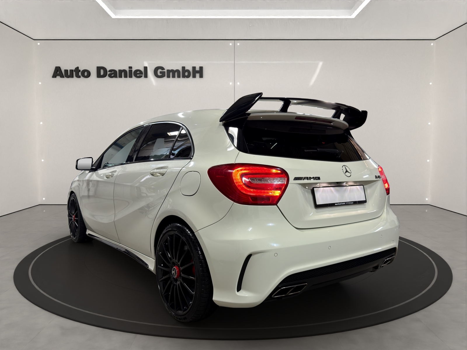 MERCEDES-BENZ A 45 AMG 4Matic Speedshift 7G-DCT-image-7