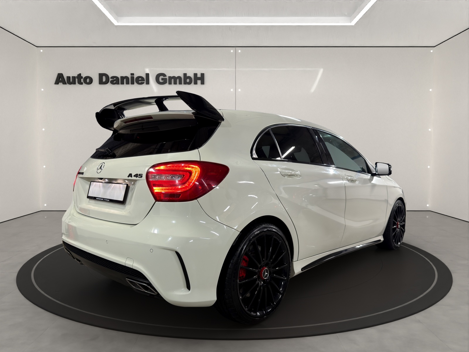 MERCEDES-BENZ A 45 AMG 4Matic Speedshift 7G-DCT-image-5