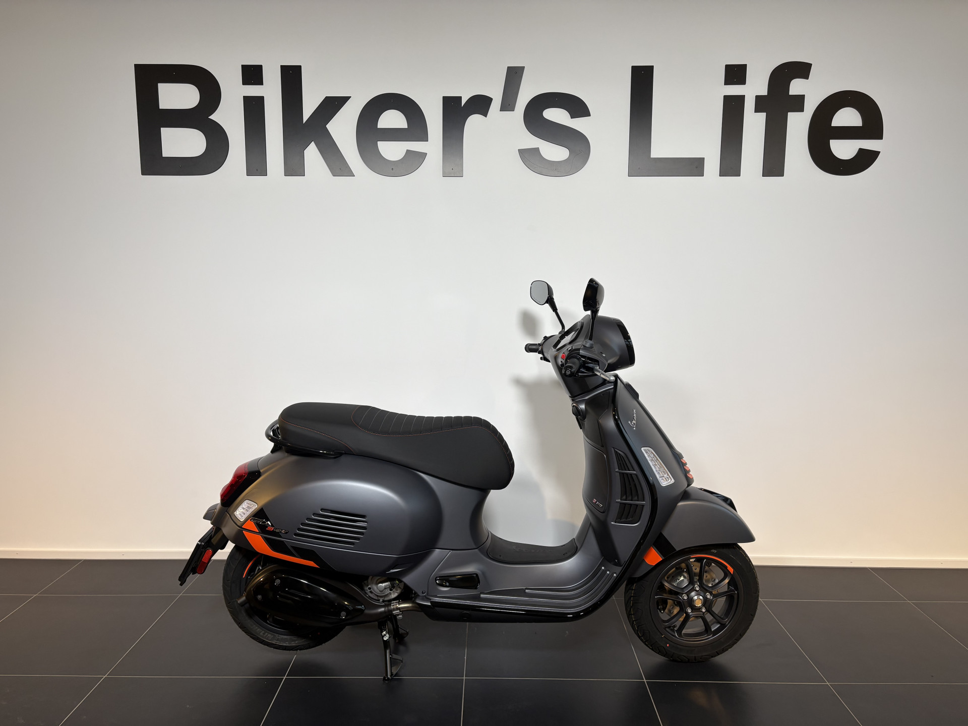 PIAGGIO Vespa GTS 310 Super Sport-image-0