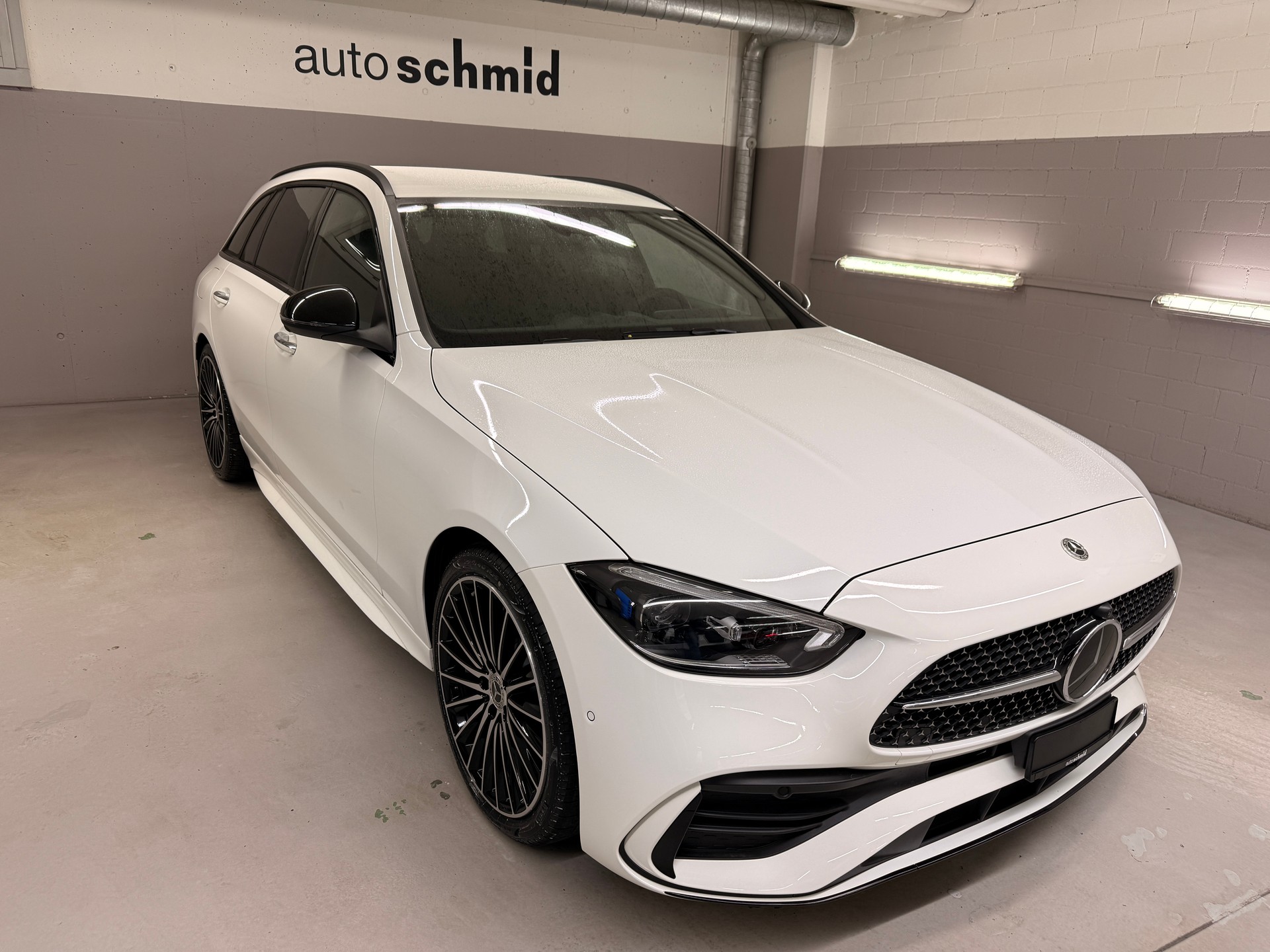 MERCEDES-BENZ C 300 4MATIC T-Modell-showroom-element-1