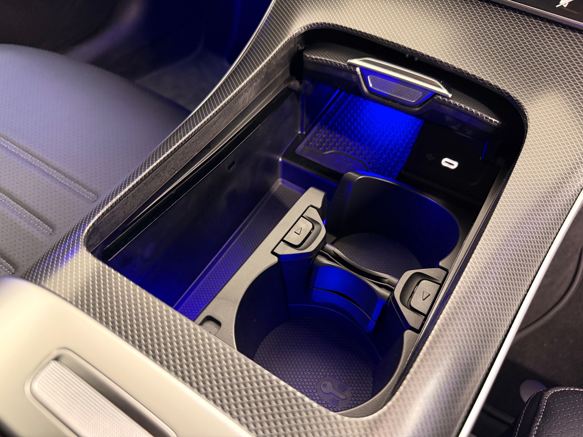 MERCEDES-BENZ C 300 4MATIC T-Modell-image-12