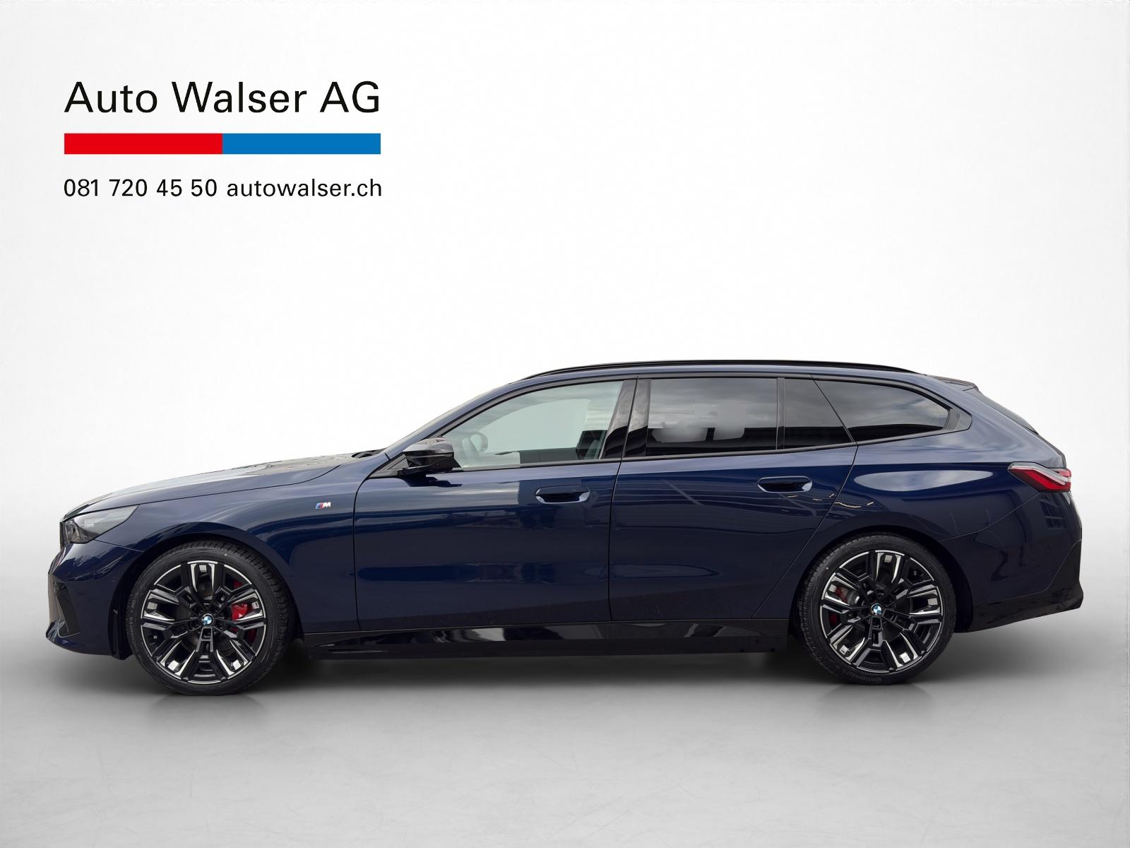 BMW i5 M60 xDrive Touring-showroom-element-1