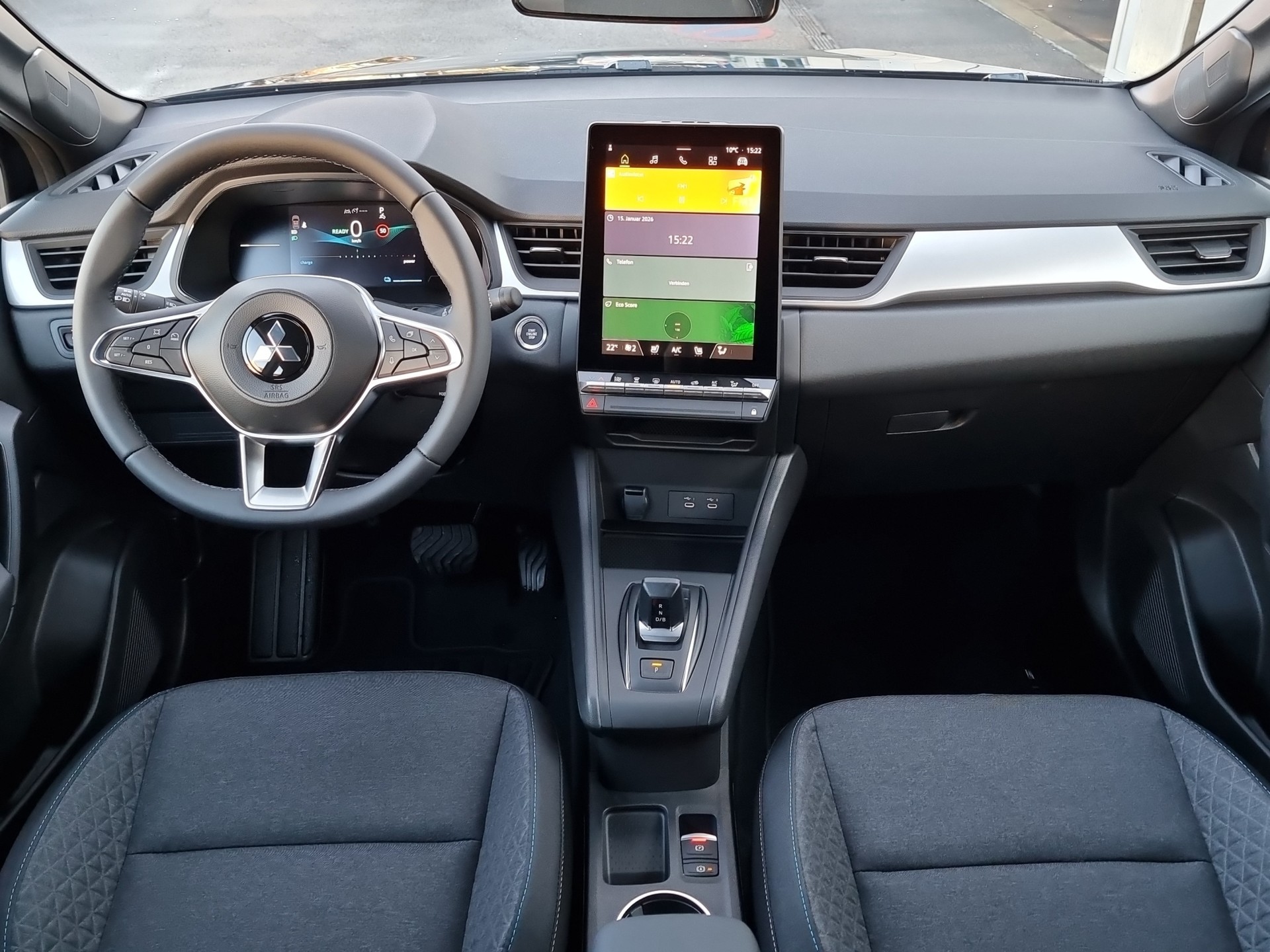 MITSUBISHI Grandis 1.8 HEV Invite+-image-5