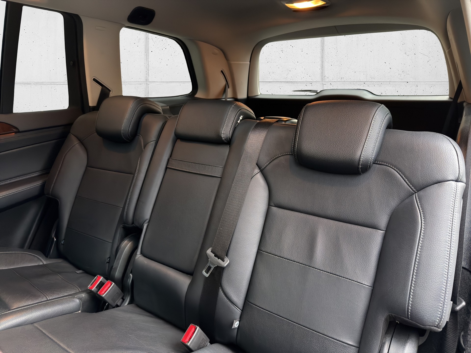 MERCEDES-BENZ GLS 350 d 4Matic 9G-TRONIC-image-26