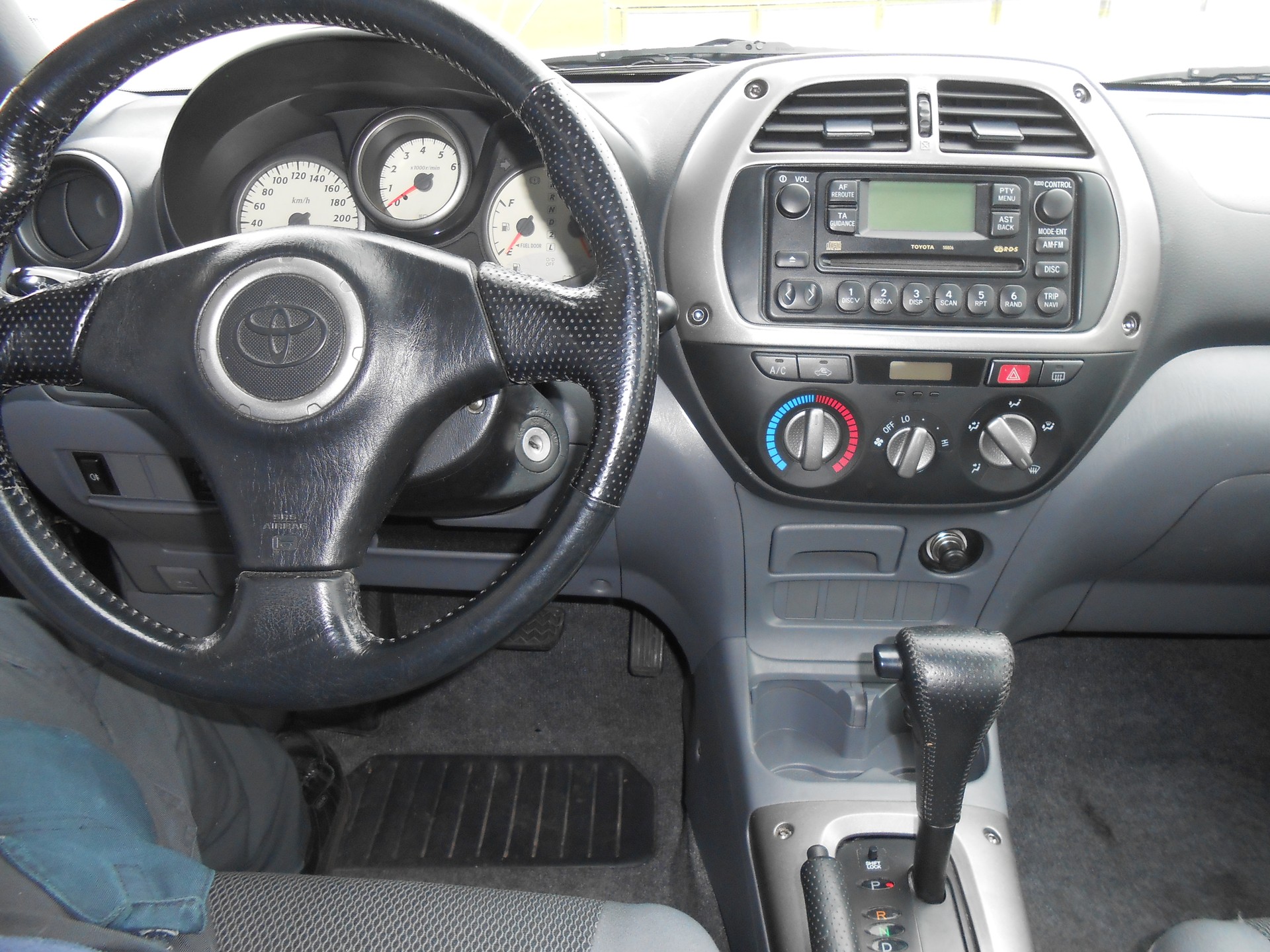 TOYOTA RAV-4 2.0 16V Linea Sol-image-8
